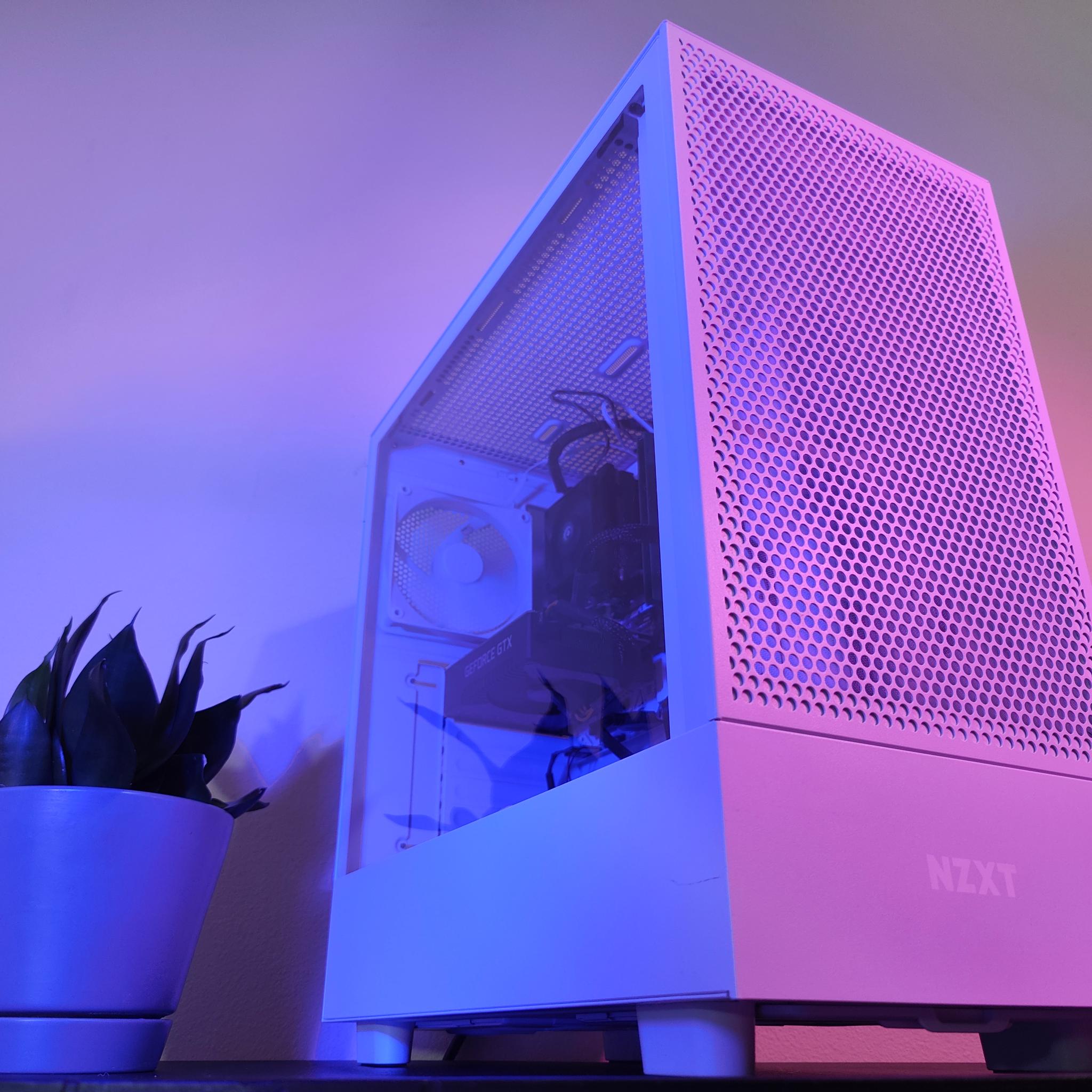 Custom NZXT Ryzen 7 GTX Nvidia 1660 Super Pre-built