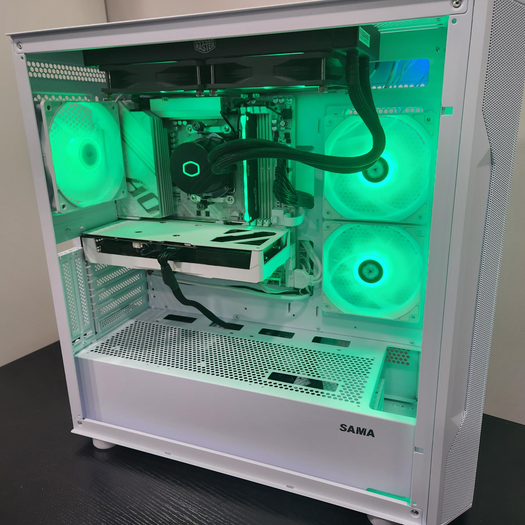 High end White gaming pc with CUSTOM RTX WHITE GPU!
