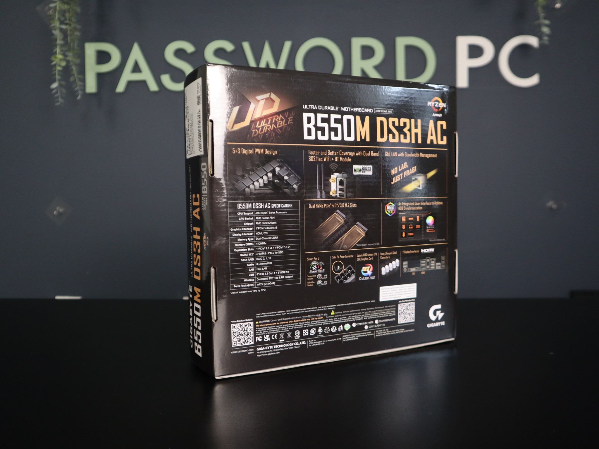 GIGABYTE B550M DS3H AC | Brand New |