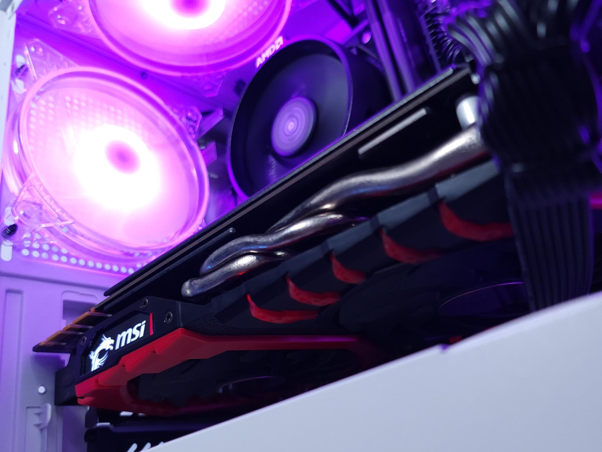 💙🤍GTX 1080 // Ryzen 5 1600 // 16GB 3200MHz // 1TB NVMe Gen 3