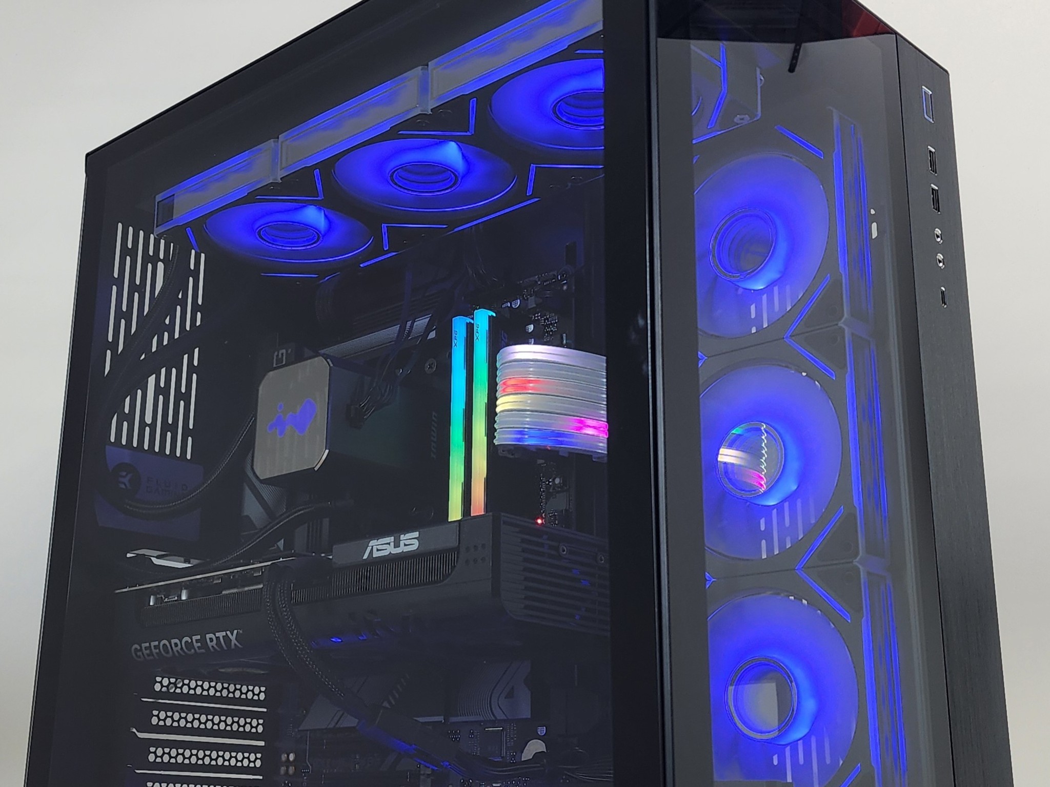 Gaming PC Ryzen 7 7700 32GB RAM 1TB SSD RTX 5070 12GB Windows 11 Computer