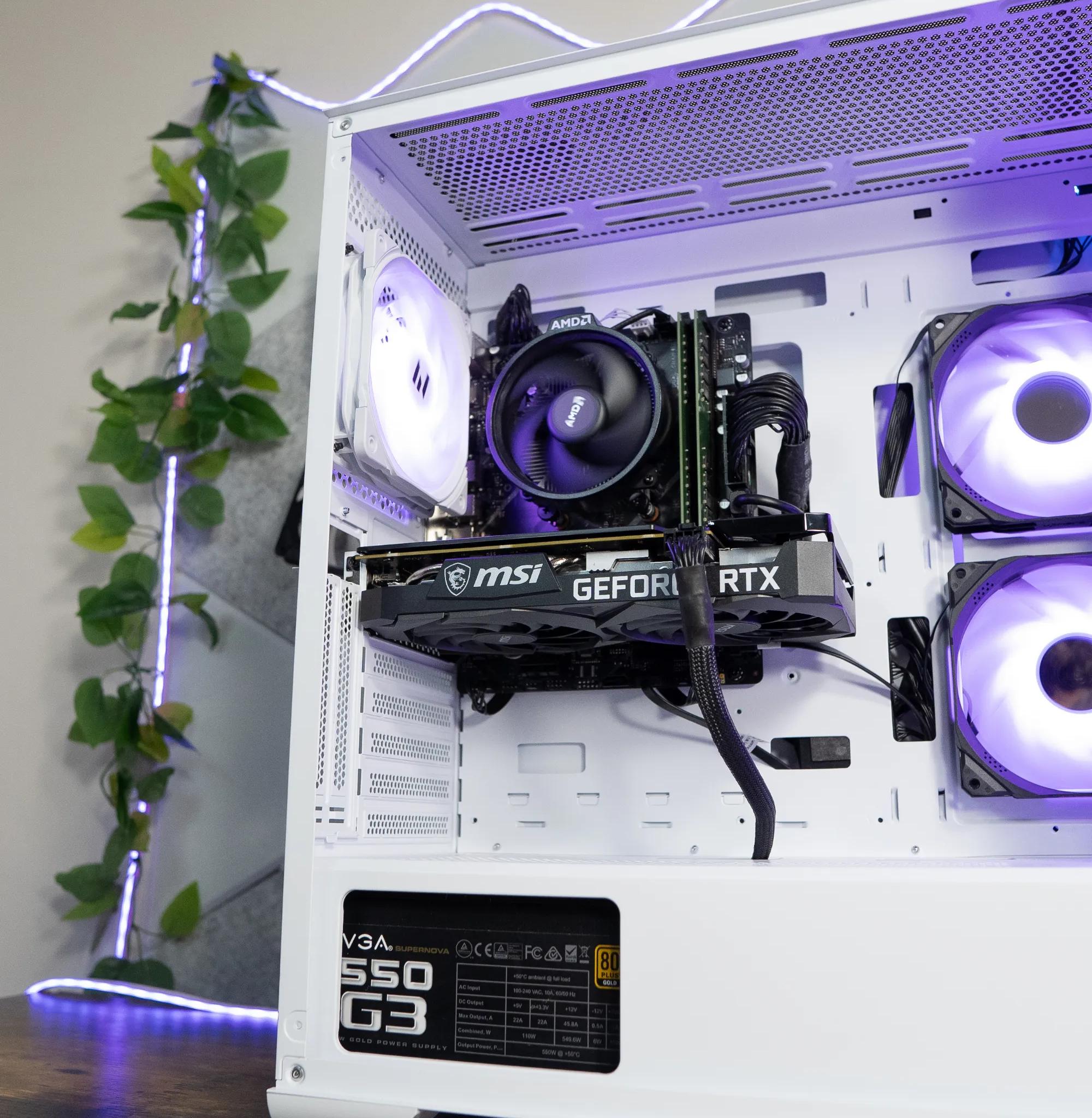 🟣⚪ | MSI RTX 3060 12GB | RYZEN 5 3500X | 32GB DDR4 RAM | 1.5TB | VaporWave 1.0 |