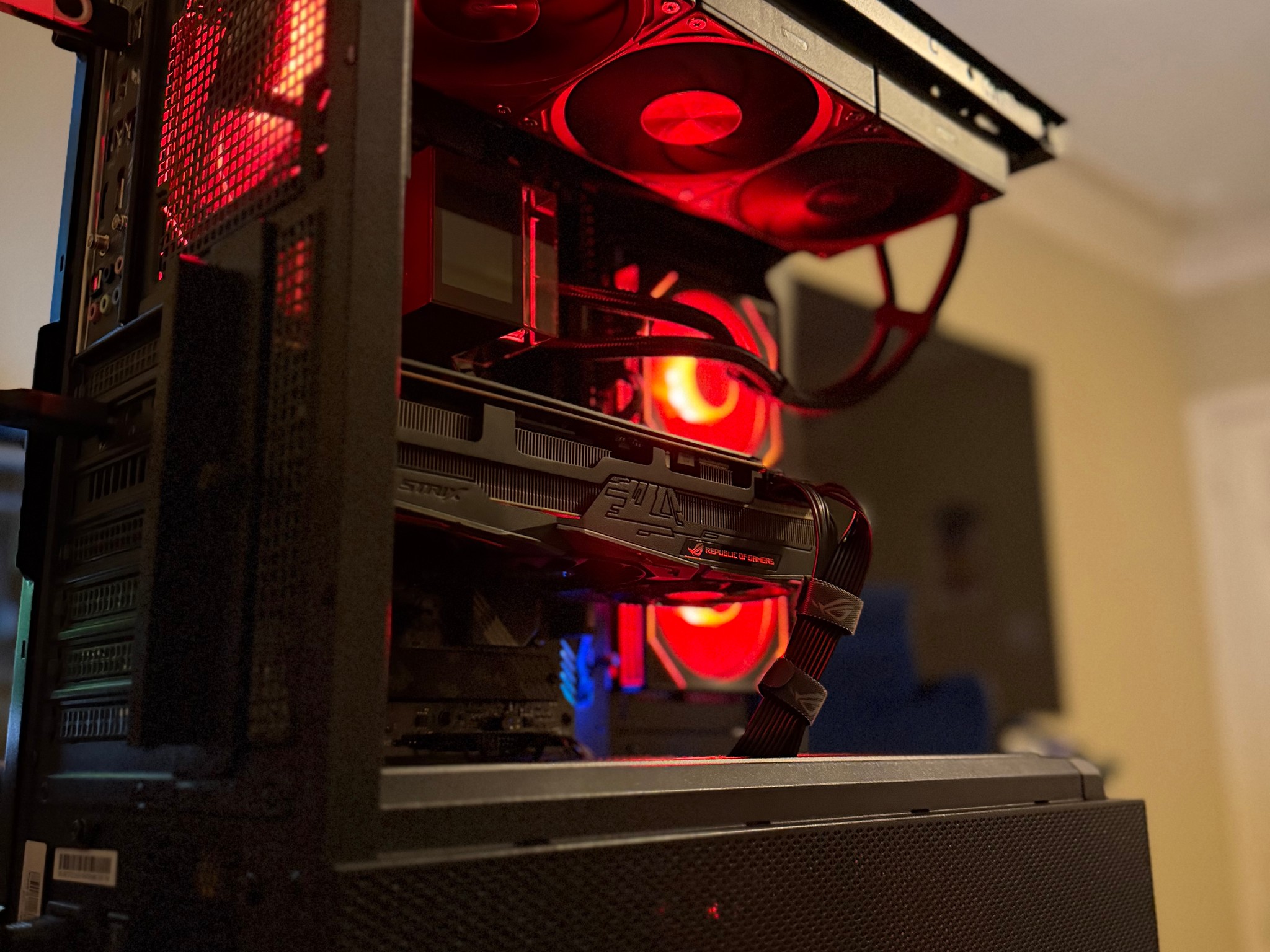 ROG Gaming PC | Ryzen 5 5500 | RX 5700 XT 8GB | 16GB RAM | ASUS TUF WiFi | 360mm LCD AIO