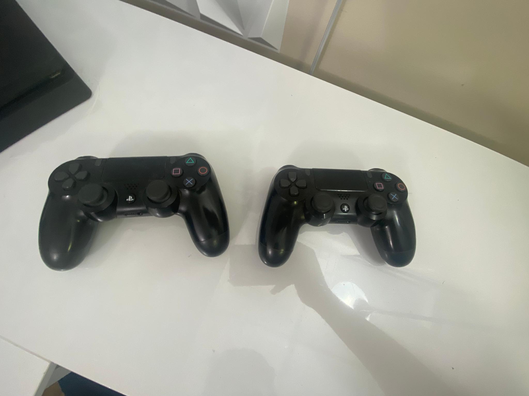 PS4 Slim 1TB with 2 Controllers and 2 Free Games ( Fifa 20 + The Crew 2 ) Good Condition
