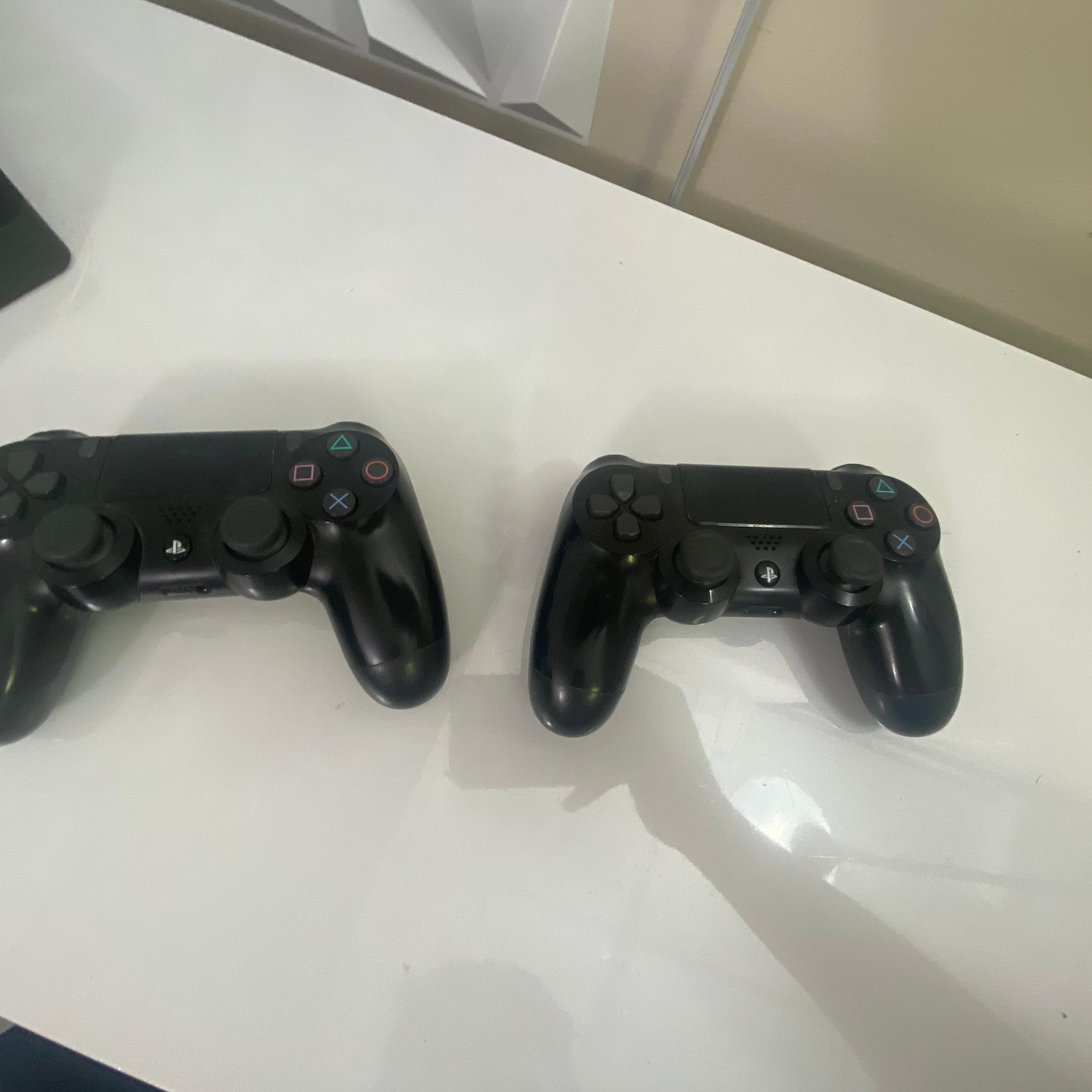 PS4 Slim 1TB with 2 Controllers and 2 Free Games ( Fifa 20 + The Crew 2 ) Good Condition