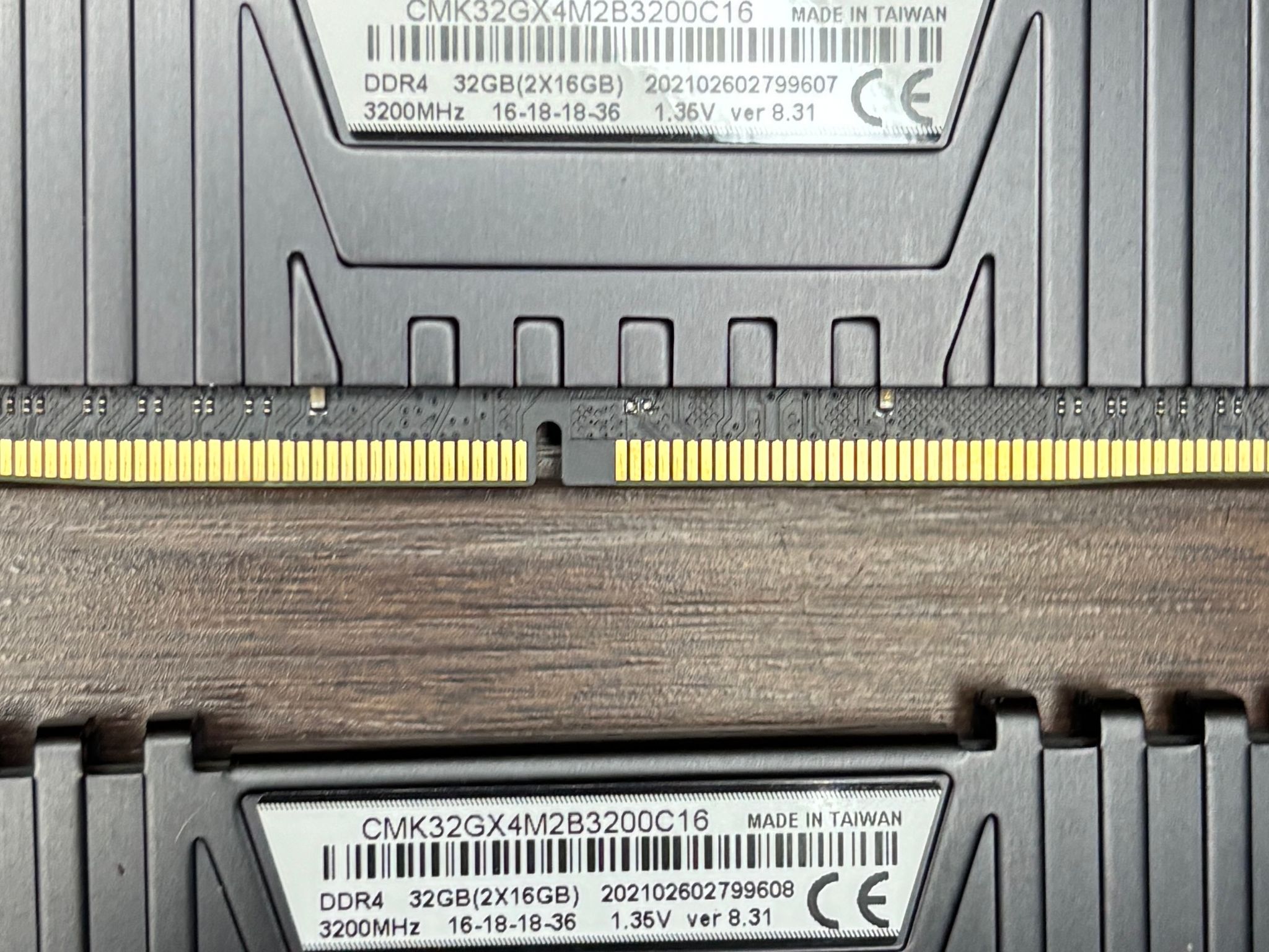 Corsair Vengeance LPX DDR4 32GB (2x16GB) 3200MHz DIMM RAM 288-Pin