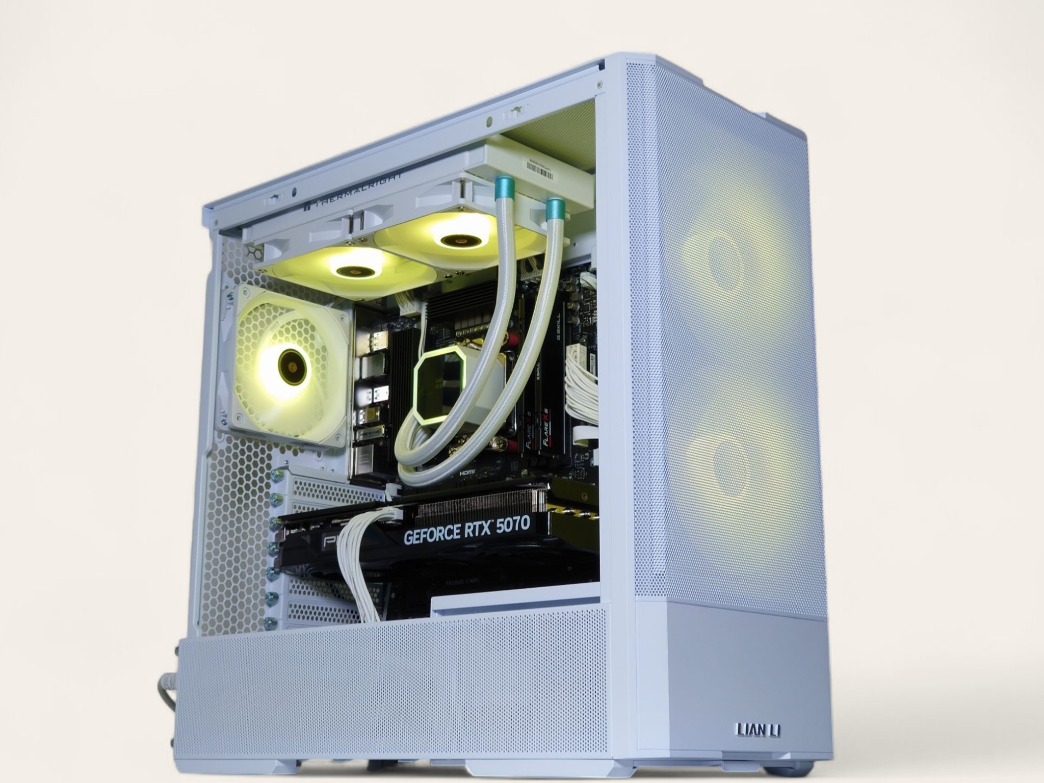🌬️🐻‍❄️Nvidia RTX 5070 12GB❄️AMD Ryzen 7 7700❄️32GB DDR5❄️1TB NVME