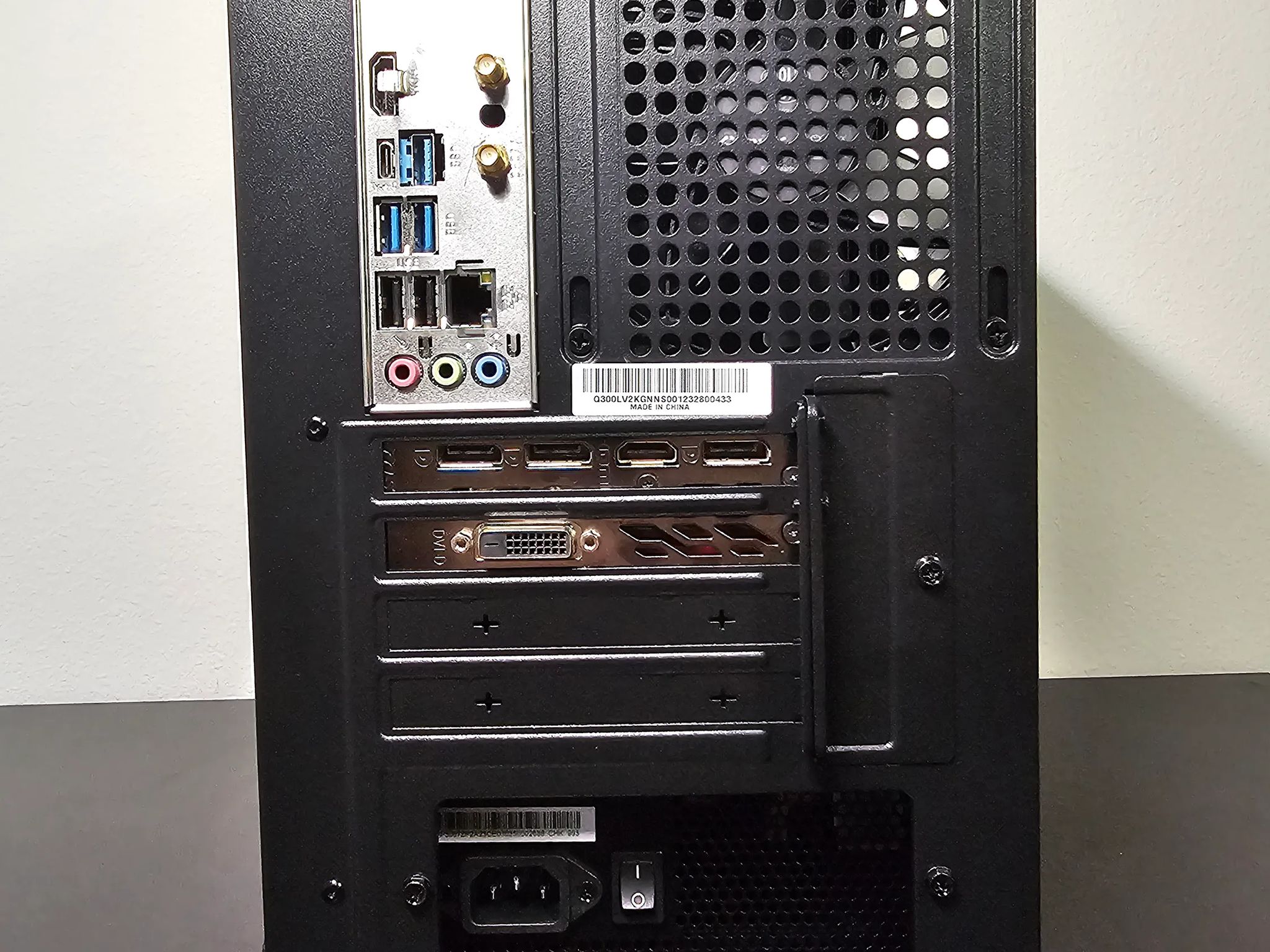 1080p Dragon // i5 9400f // GTX 1070 // 16GB DDR4 // 960GB SSD // Wi-Fi + BT