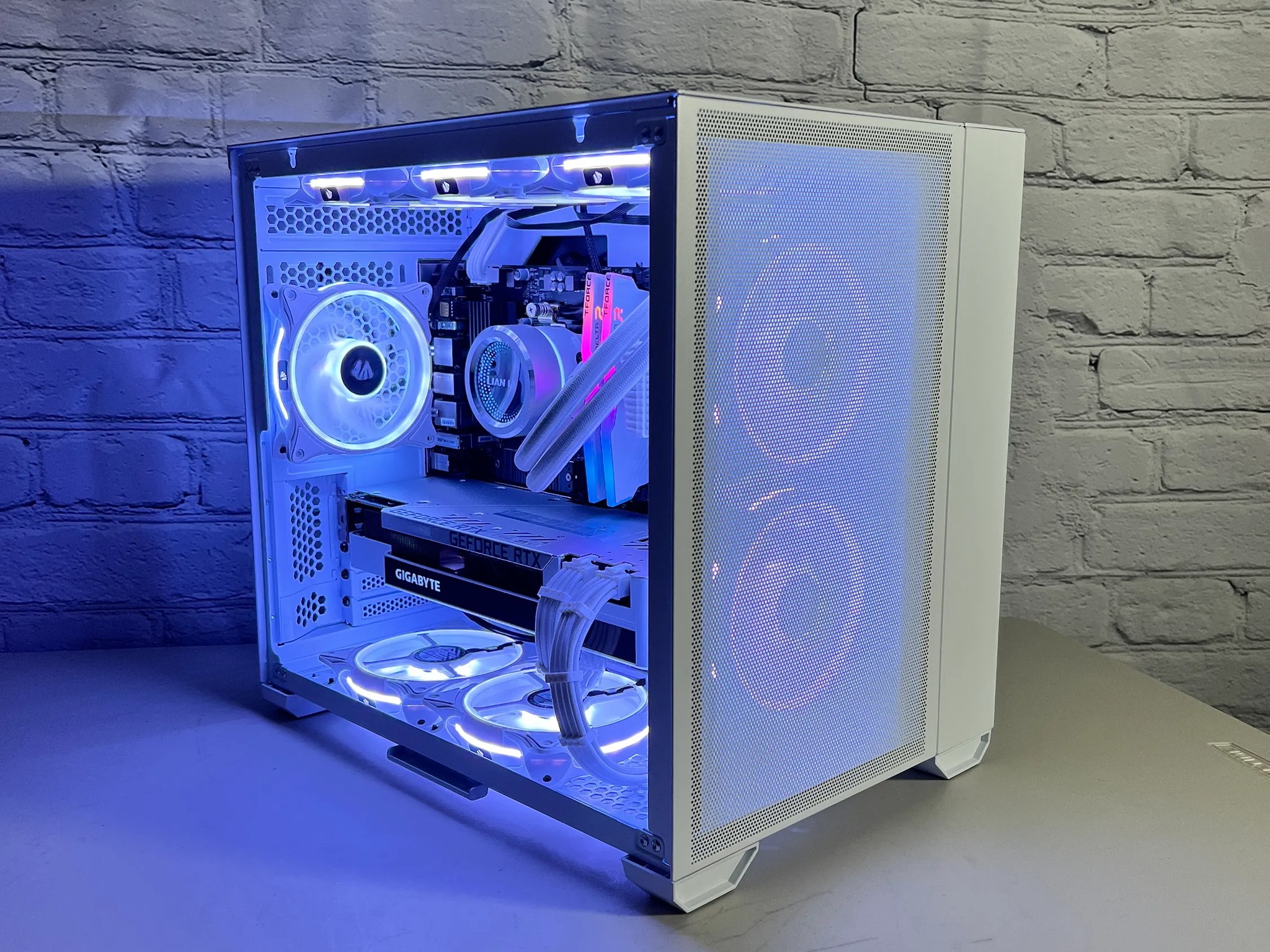 White Knight | Ryzen 7 5800X RTX 3080 High-End Gaming PC