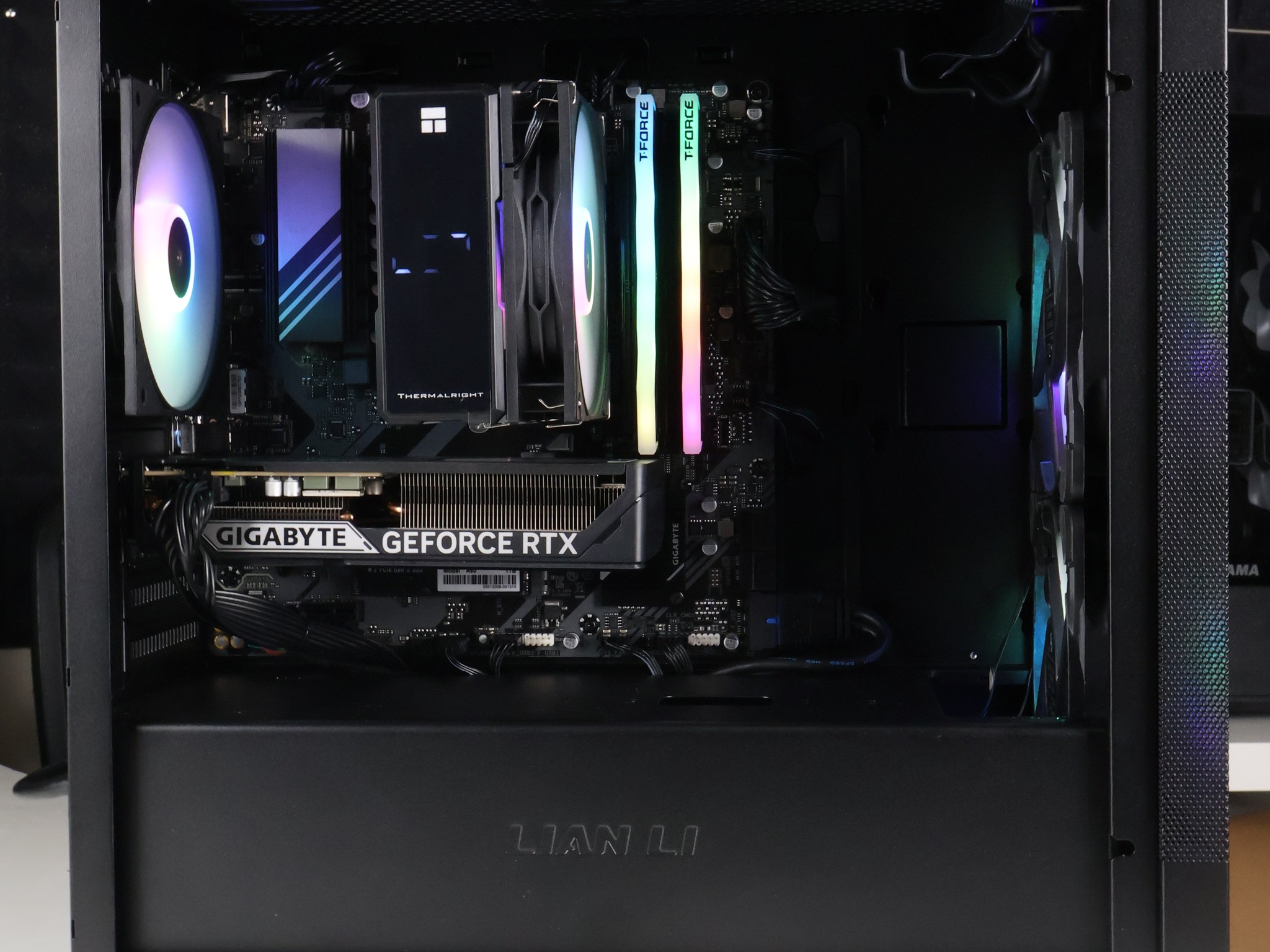 ⚫ Ryzen 5 7600X/RTX 5060 8 GB Gaming/Streaming PC ⚫