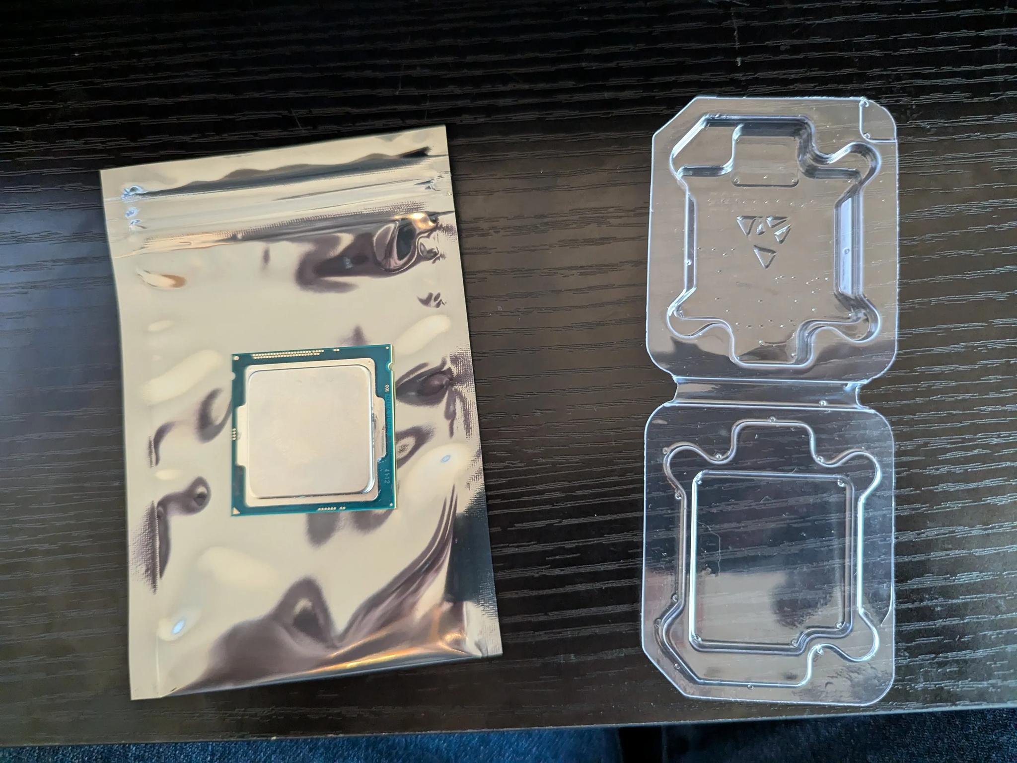 USED Intel i5 4690K CPU - 4 Cores - LGA 1150/H3