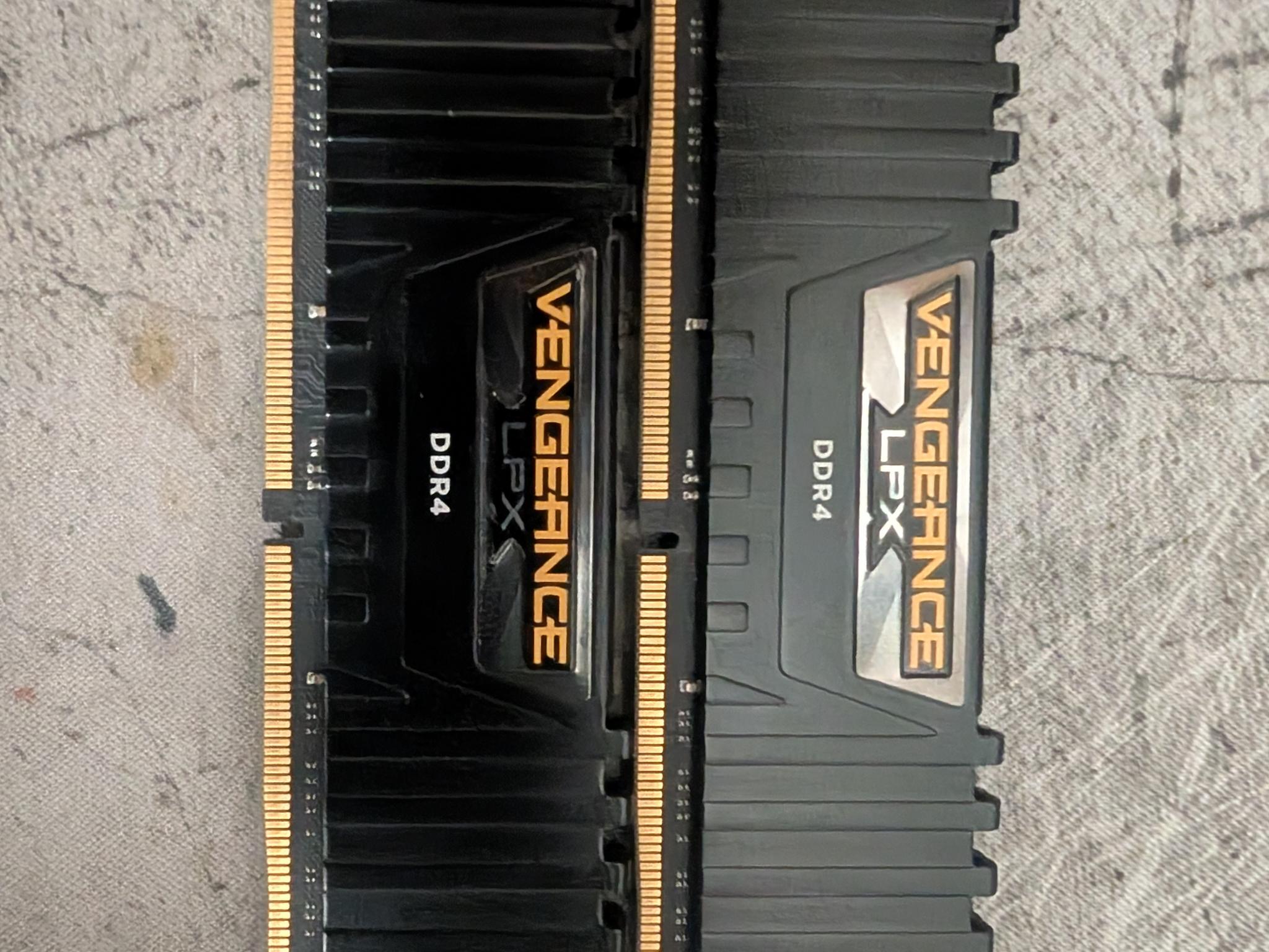 Corsair Vengeance LPX 32GB (2x16GB)  RAM DDR4 3200MHz