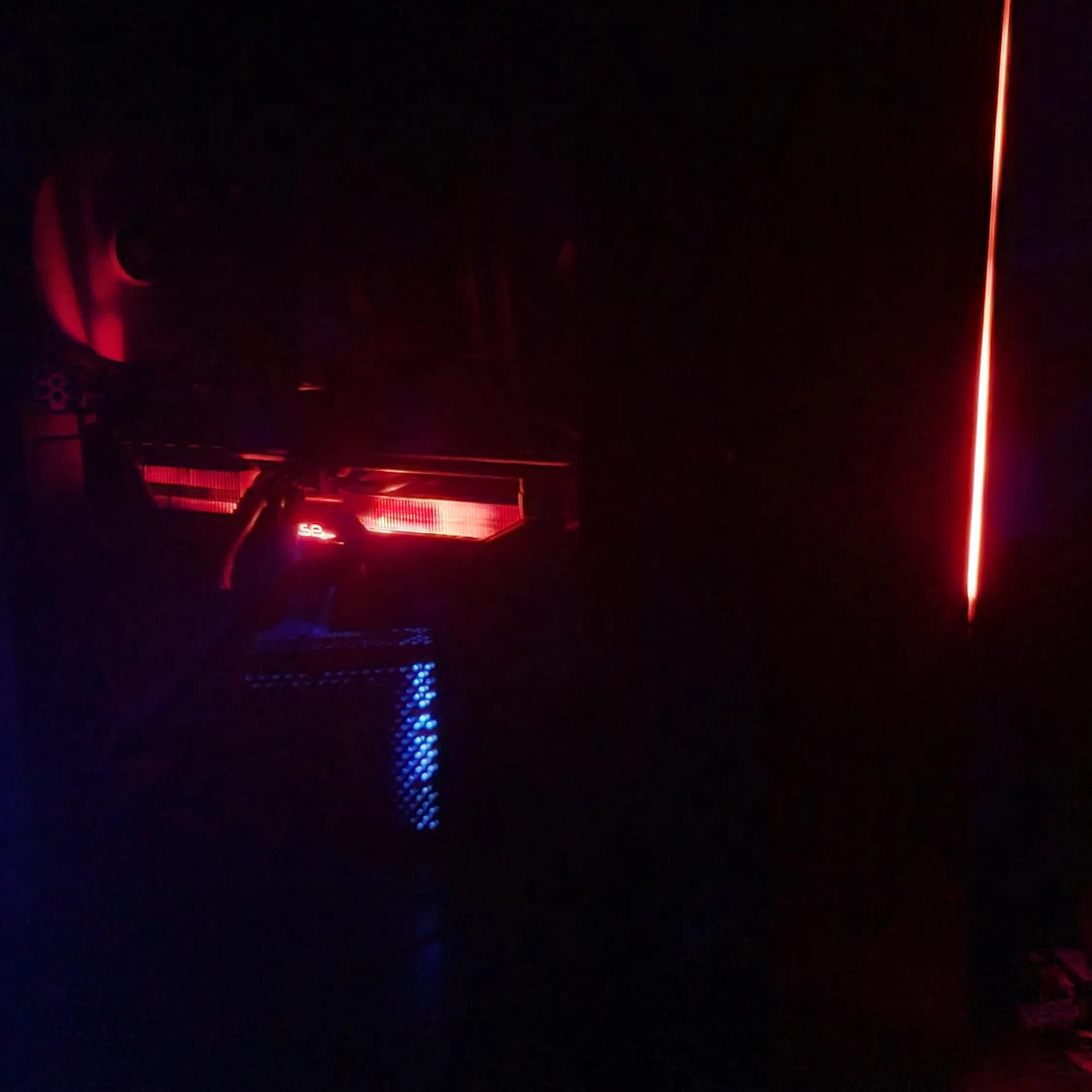 High End Gaming PC (i5-9600KF + Radeon RX Vega 56) SPECS AND BENCHMARKS IN DESCRIPTION! 