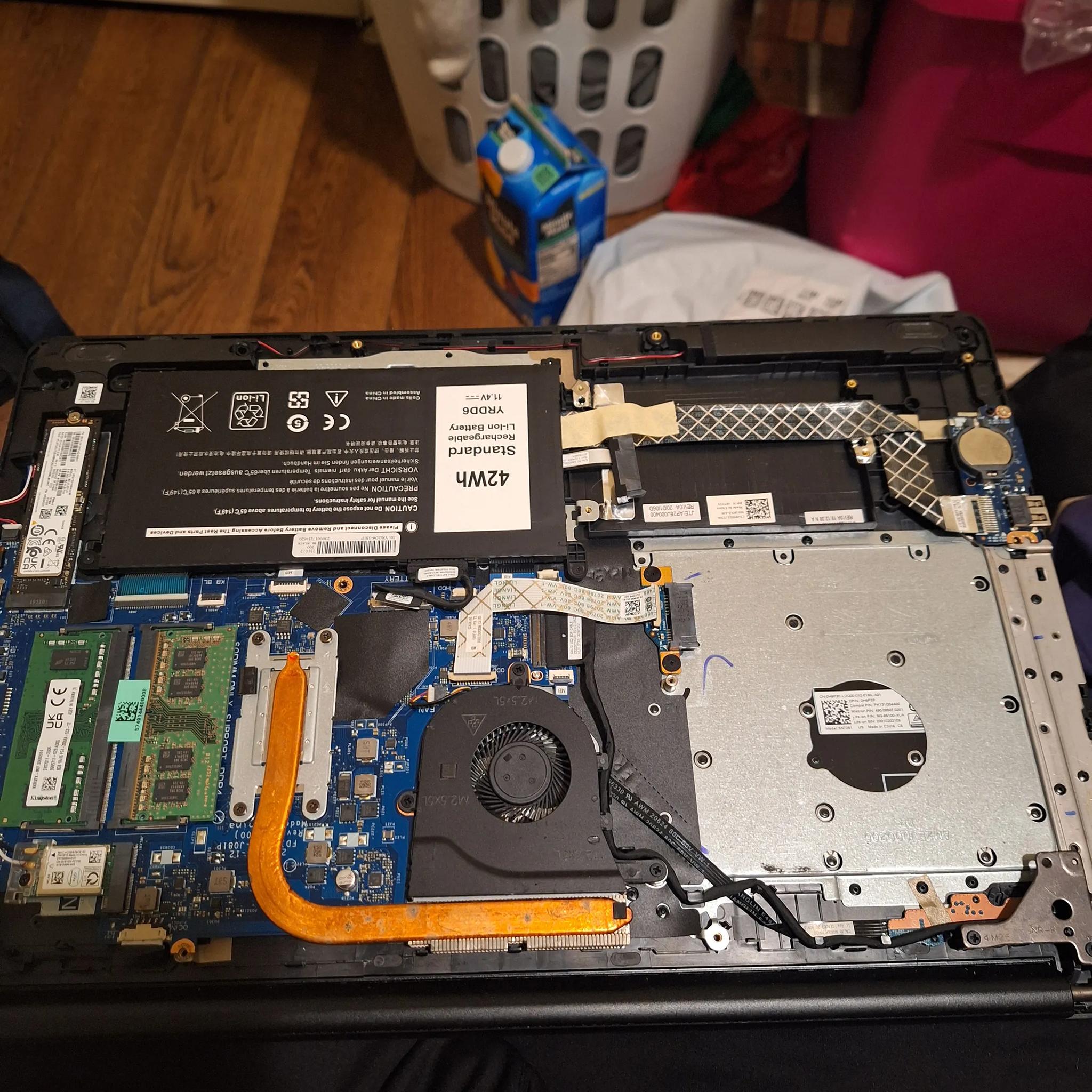 Dell Inspiron 3793 Emulation Laptop