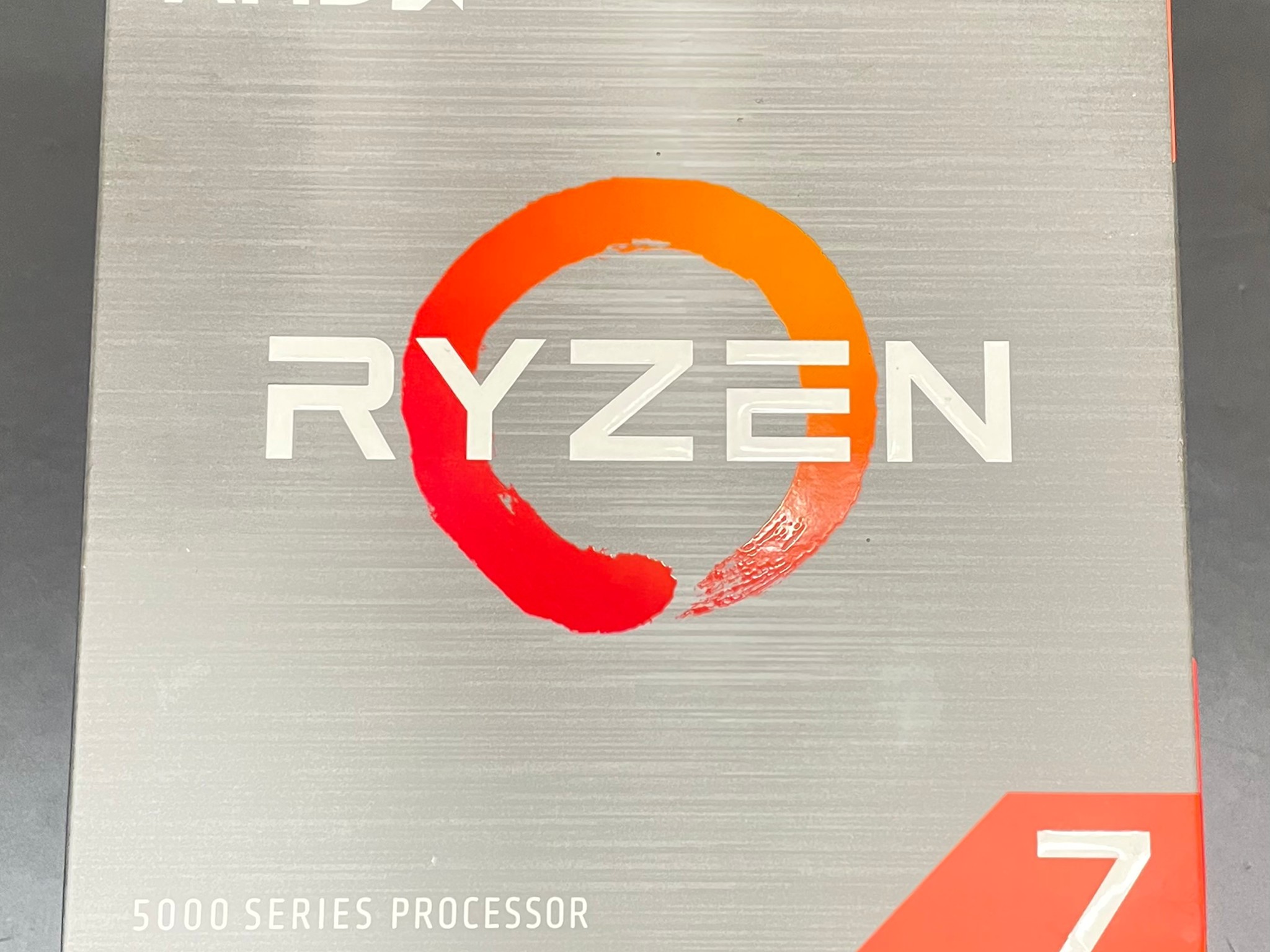 AMD Ryzen 7 5700x