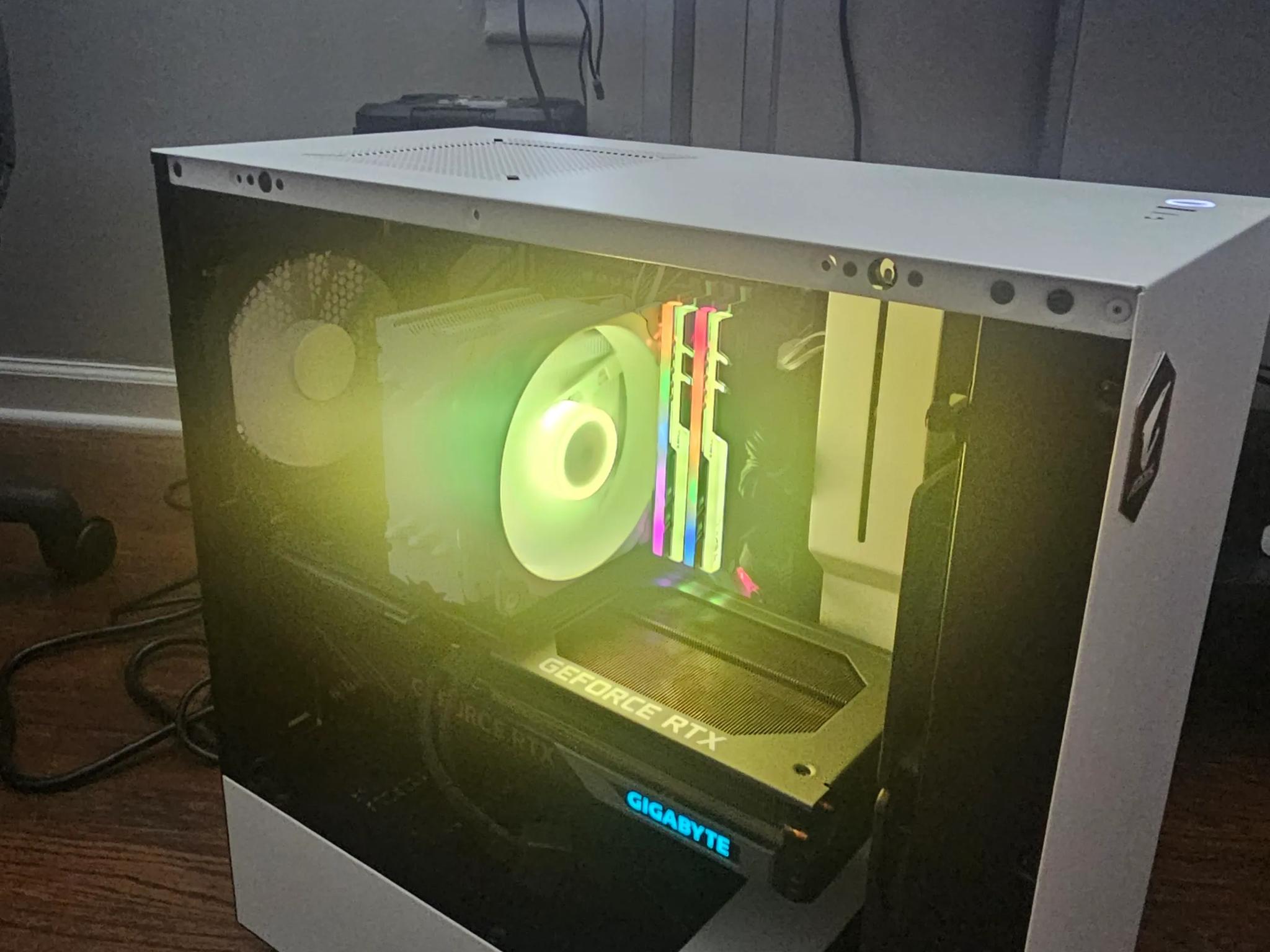 RTX 4070 Ti | Ryzen 5 5600x | 32GB RAM | 1TB NVME+ 2TB HDD | Windows 11 Pro