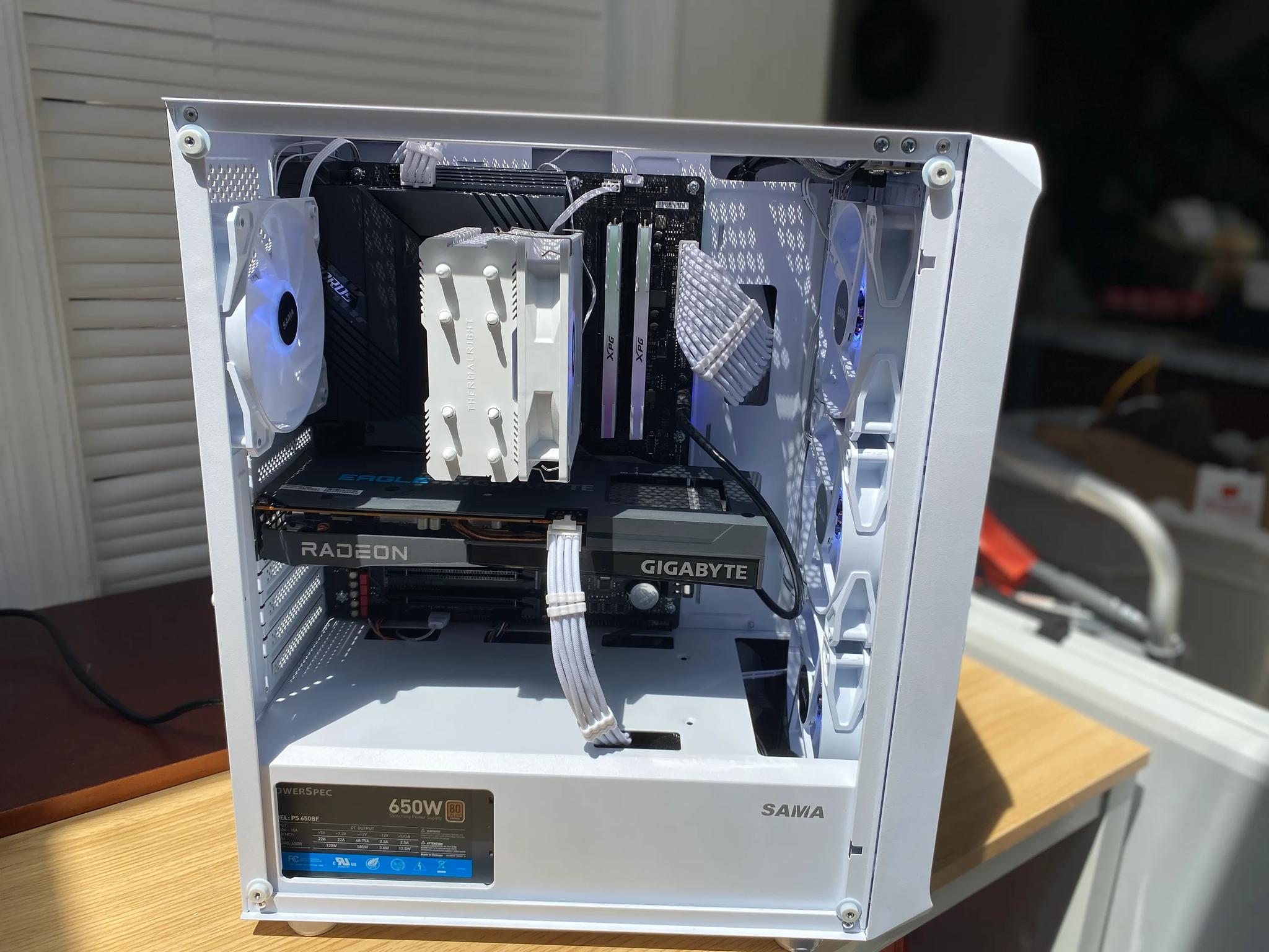 ⚪🔵DAYBREAK🔵⚪1080P Gaming and Streaming PC | AMD RX 6600, Intel Core i5, 16GB RAM, 512 NVME, 1TB SSD