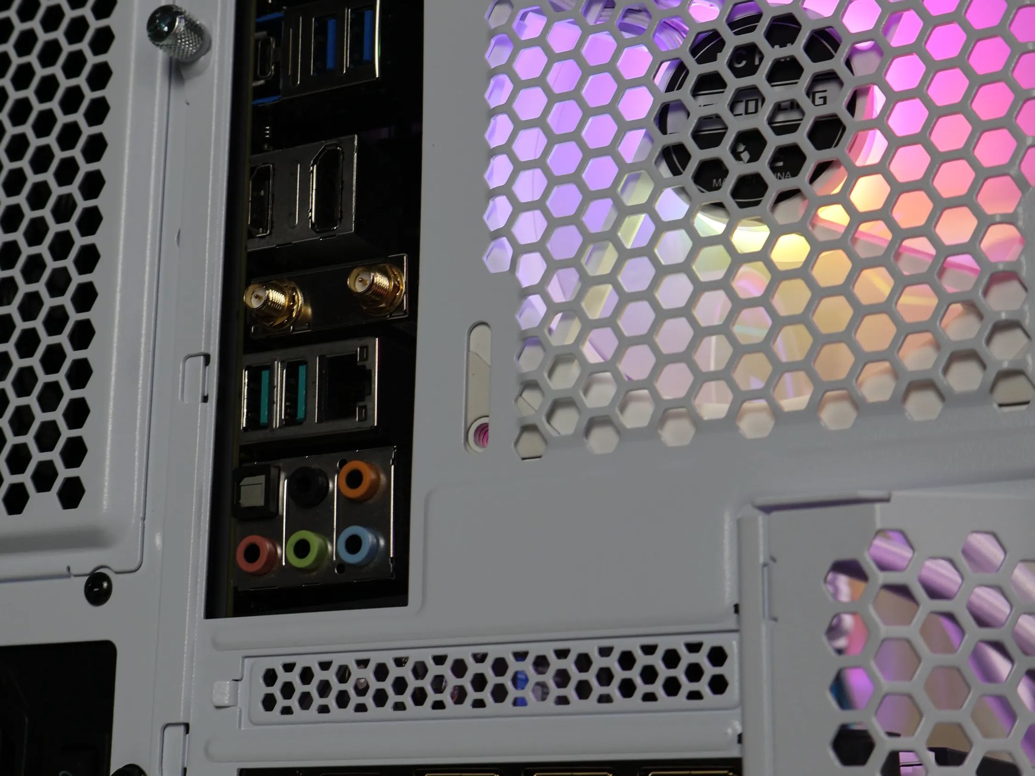 ⚪ Ryzen 7 5800XT/RTX 5060 8GB Gaming/Streaming PC ⚪