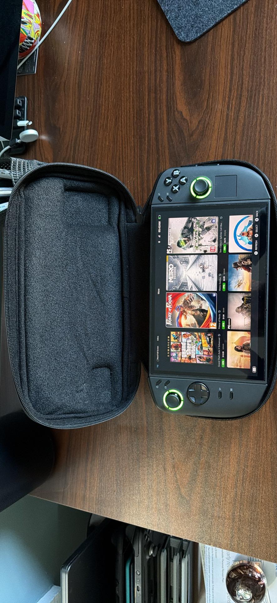 Legion Go 2 - 8.8 inch 2K OLED Gaming Handheld - AMD Ryzen Z2 Extreme - 32GB - 1TB