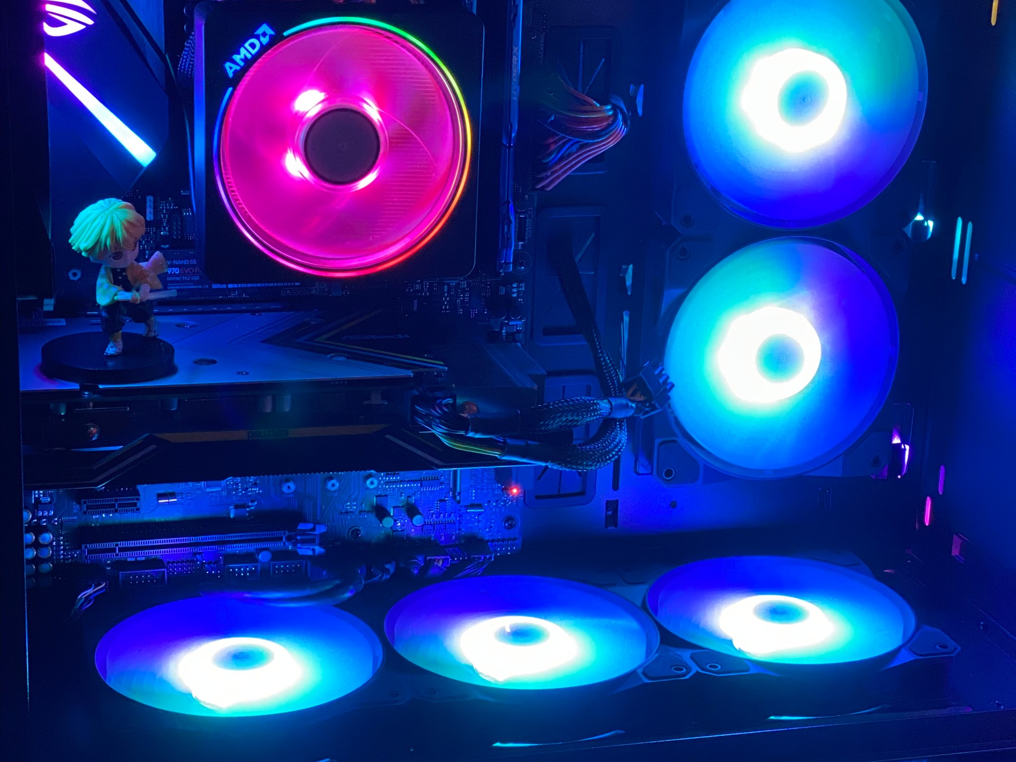 Shinjuku 新宿Lights | Ryzen 5| RX5500XT| 500GB 970EVO Samsung SSD| 16GB VENGEANCE DDR4| Windows 11 Pro
