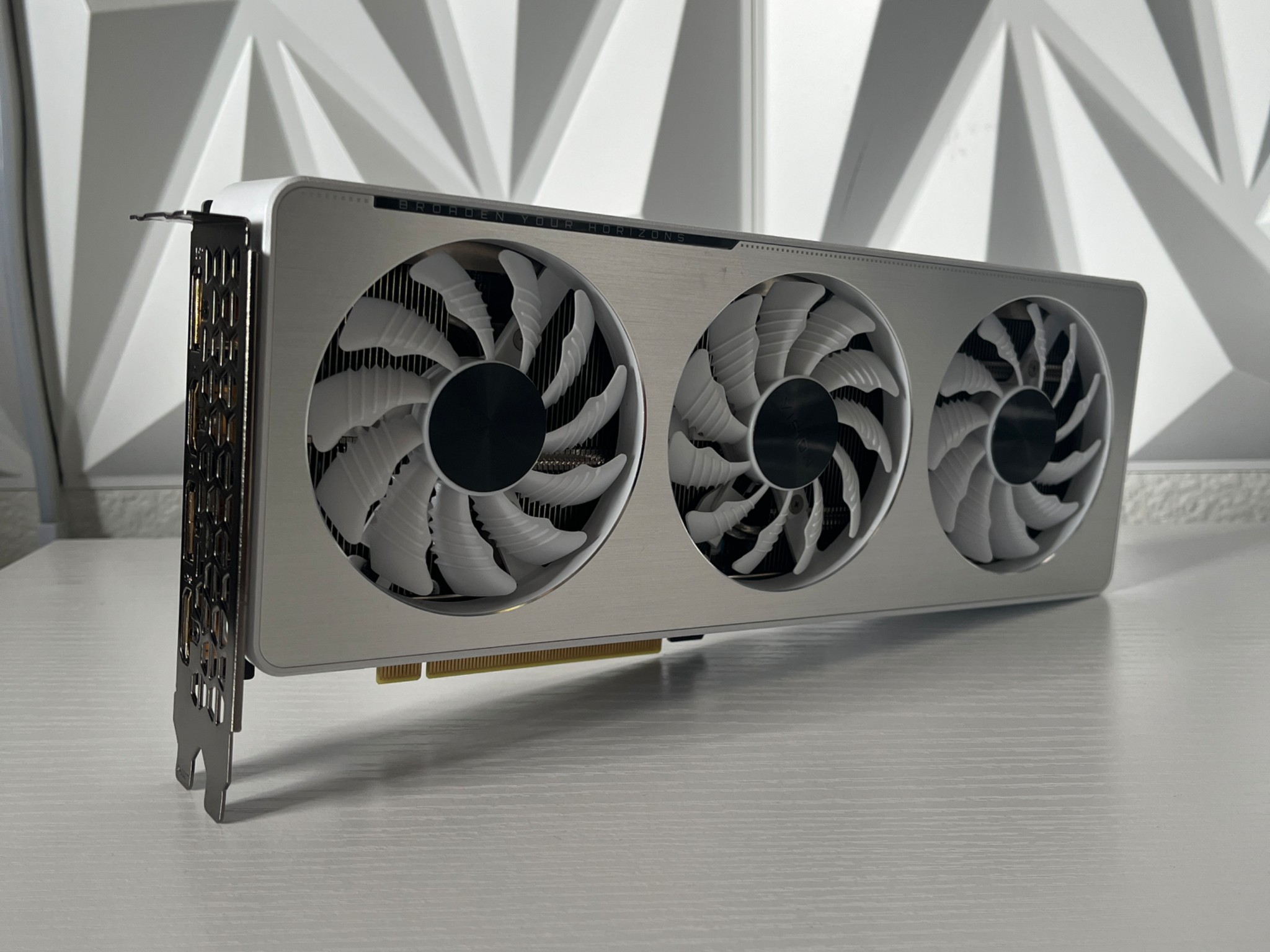 Gigabyte RTX 3060 Vision OC 12GB