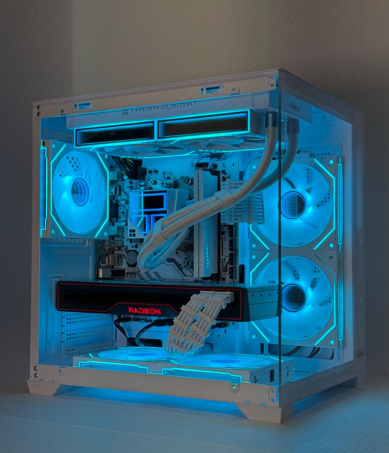 ⚪️WHITEOUT FURY⚪️ 1440p | RX 6800 16GB | RYZEN 5 5600X | 1TB M.2