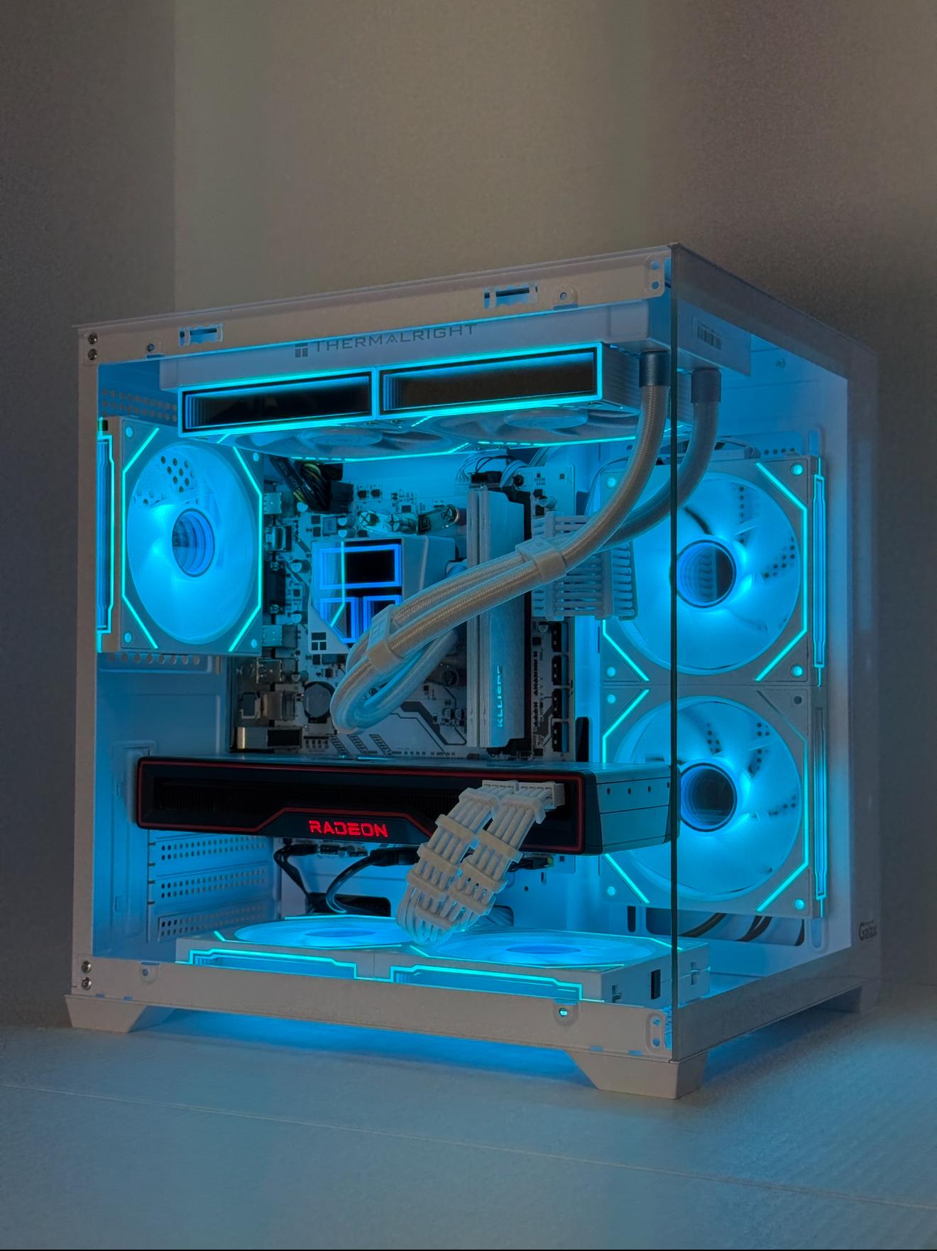 ⚪️WHITEOUT FURY⚪️ 1440p | RX 6800 16GB | RYZEN 5 5600X | 1TB M.2