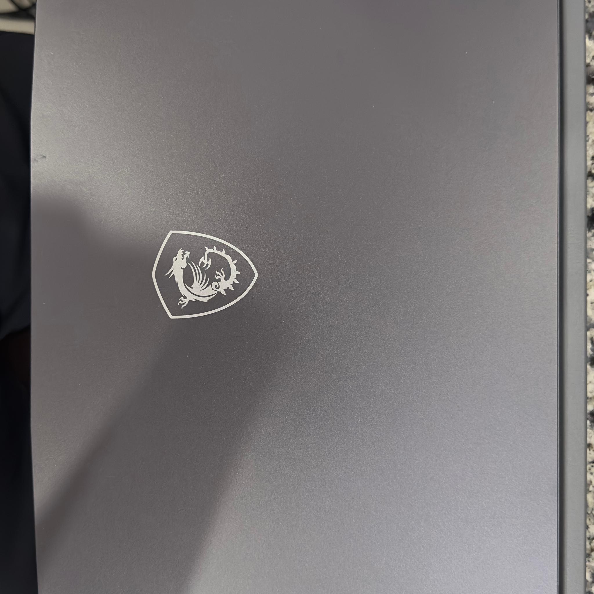 THIN 15 B13VE RTX 4050