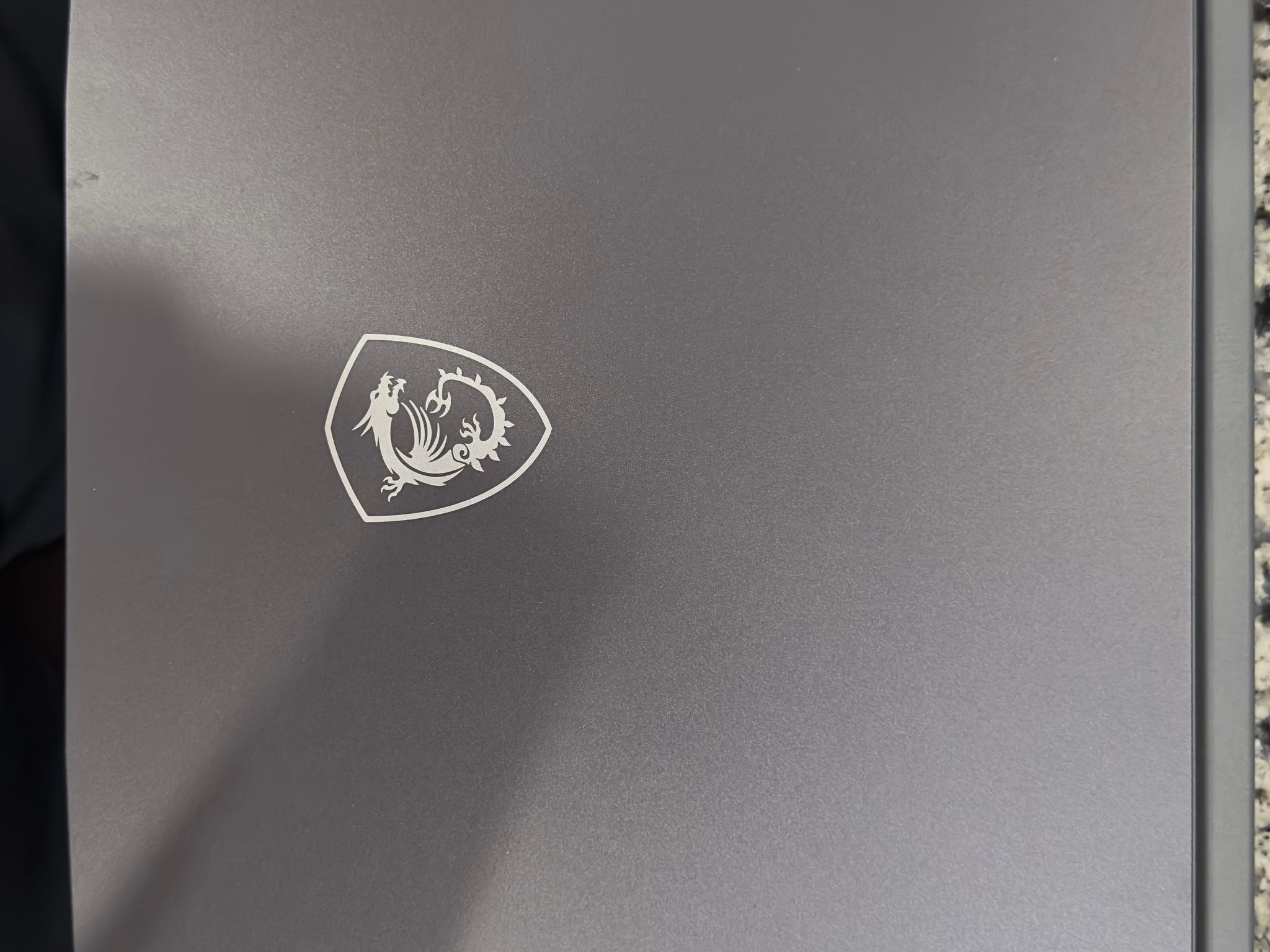 THIN 15 B13VE RTX 4050