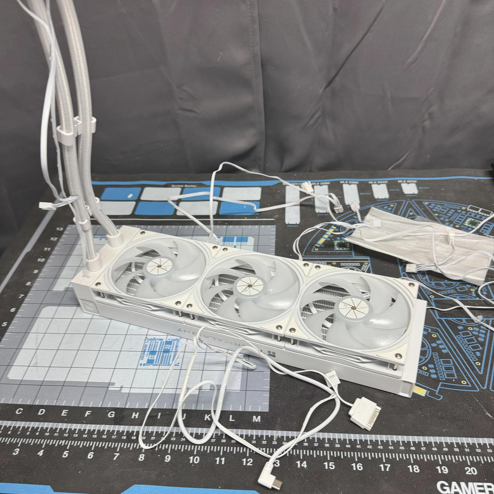 Used Like New Thermalright Frozen Warframe 360 AIO