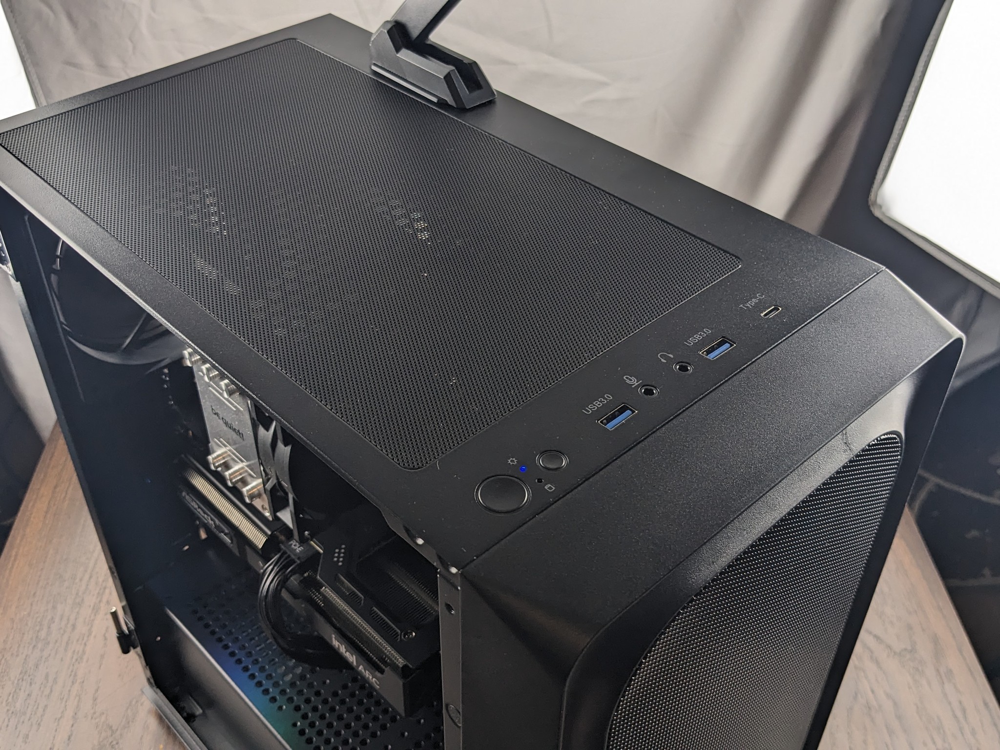 Custom B580, AM5 Ryzen 5 7600X, 2x8GB 5600mhz, 1TB NVMe