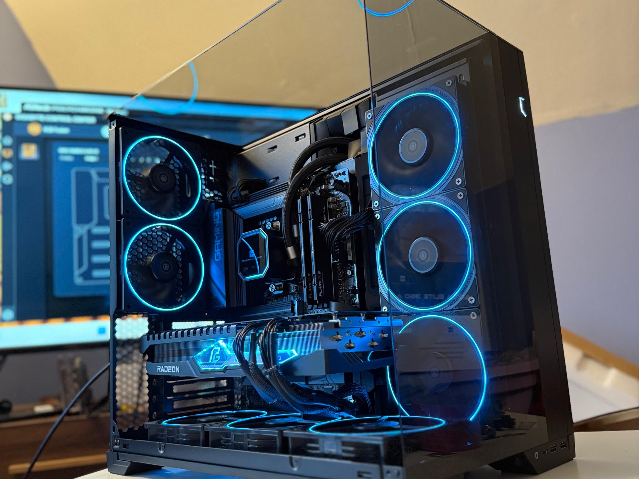 Black Box v3 - RX 7900 XT | Ryzen 7 7700X | 32GB DDR5 | 1TB SSD