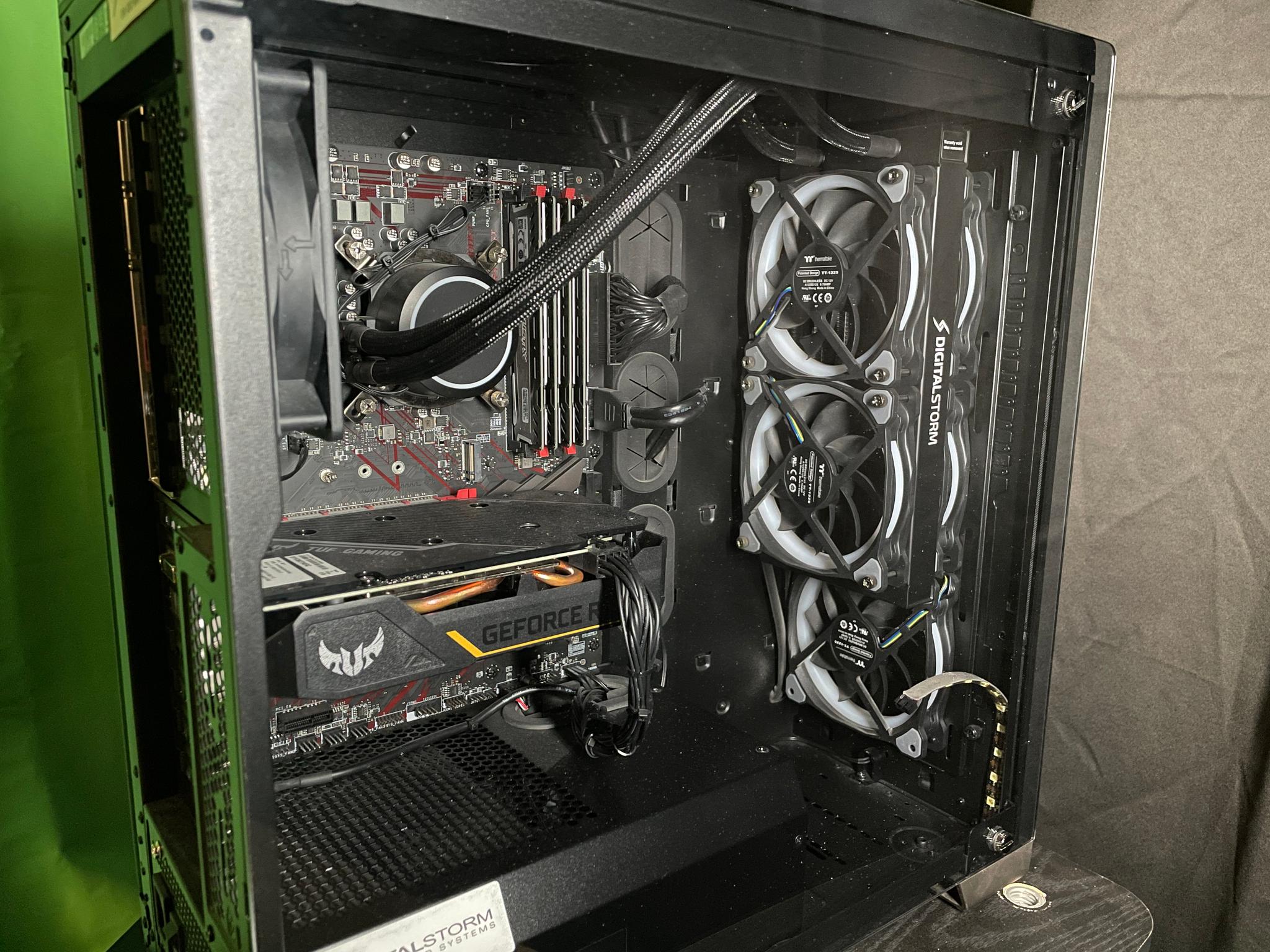 Mid-Tier DigitalStorm Custom Gaming PC Build (USED - GOOD)