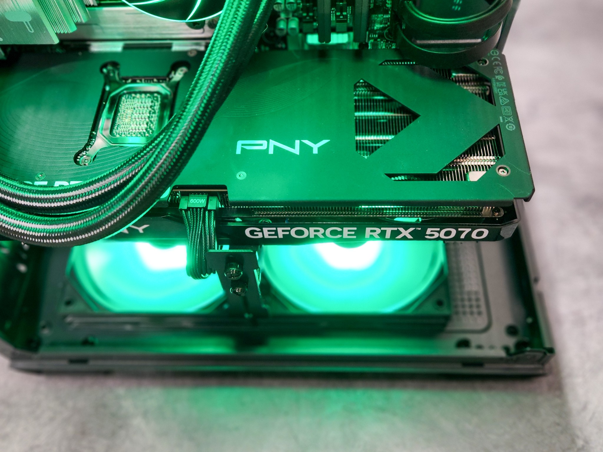 Custom 🎮🎥 Gaming & Streaming PC | RTX 5070 | Ryzen 7 7800X3D | 2TB SSD | 32GB DDR5