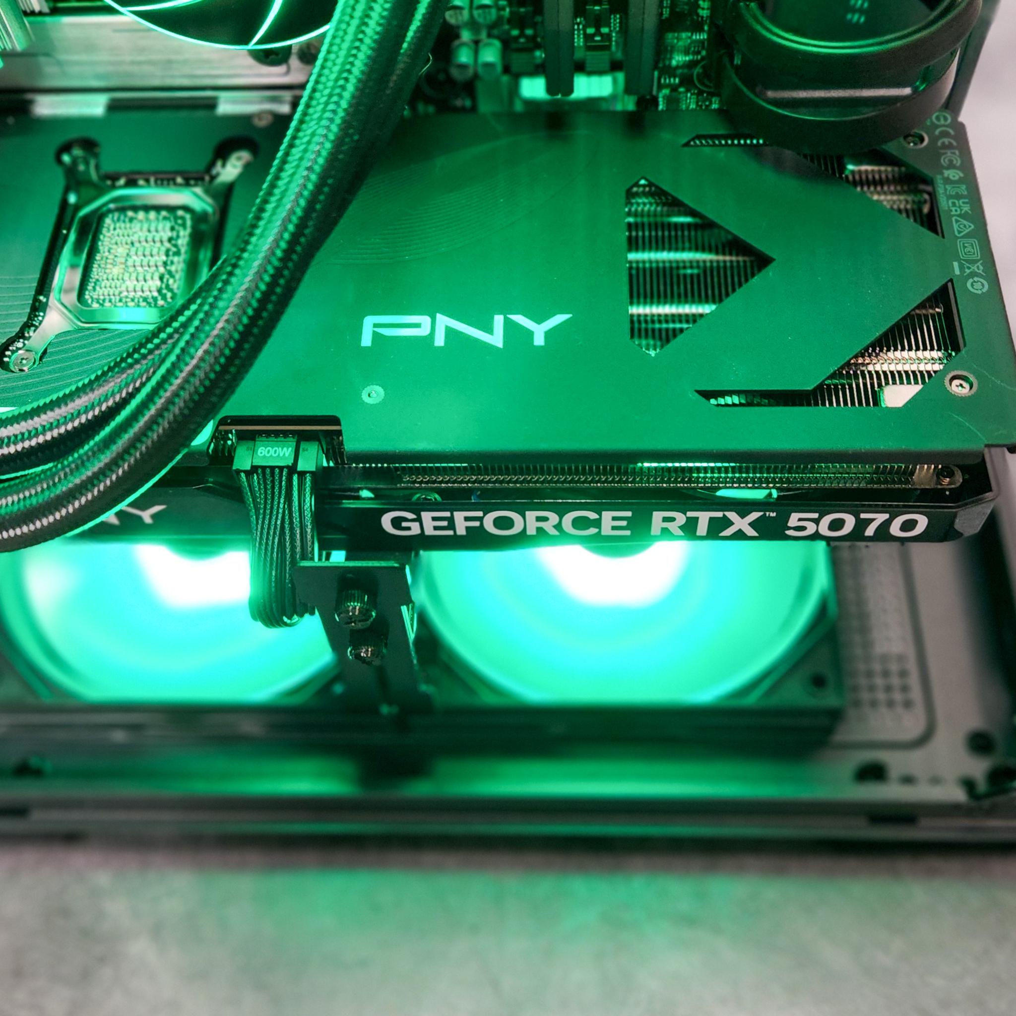 Custom 🎮🎥 Gaming & Streaming PC | RTX 5070 | Ryzen 7 7800X3D | 2TB SSD | 32GB DDR5