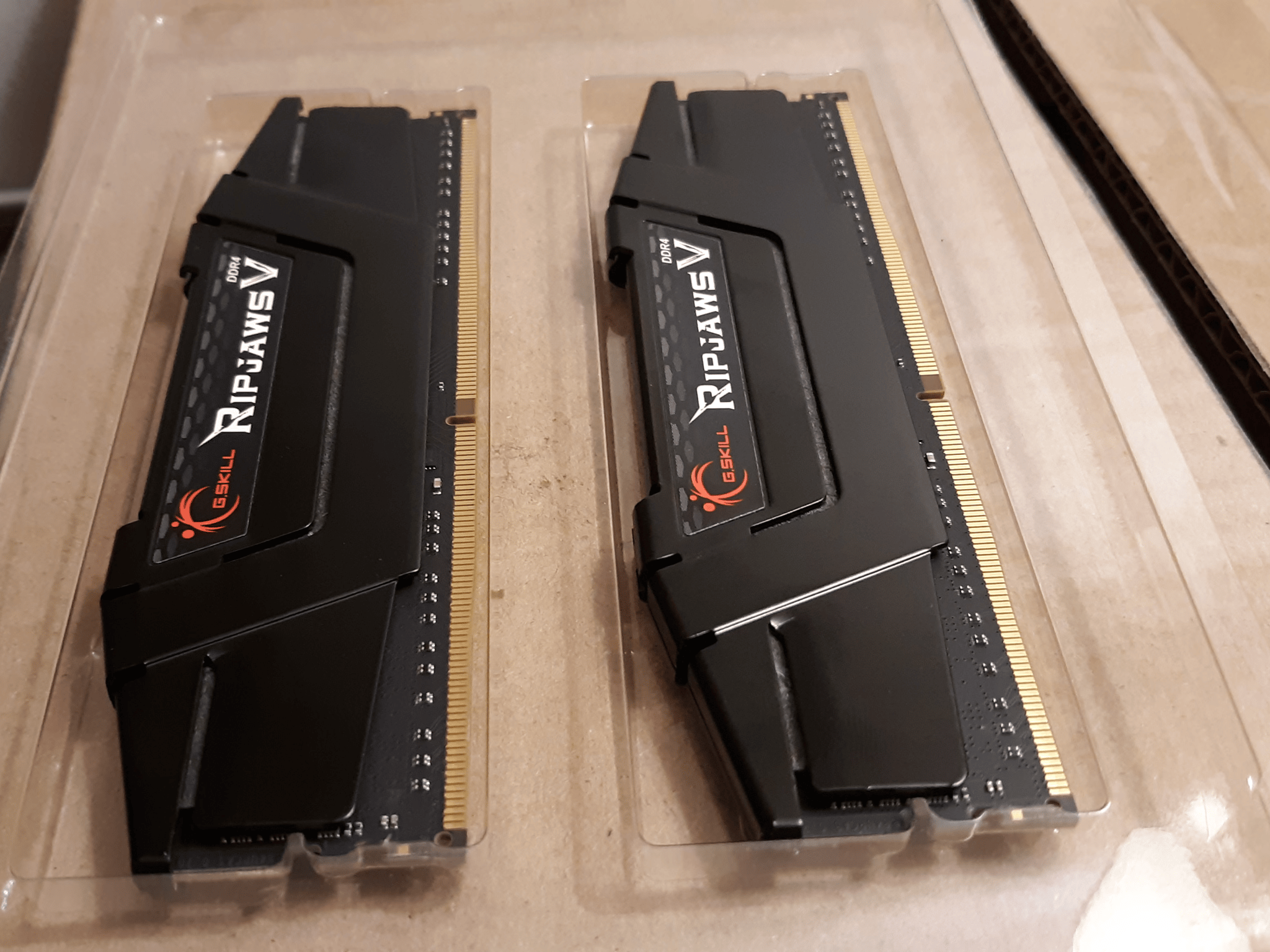 G.Skill Ripjaws V 2x16 GB DDR4-3600 CL18 Desktop Memory