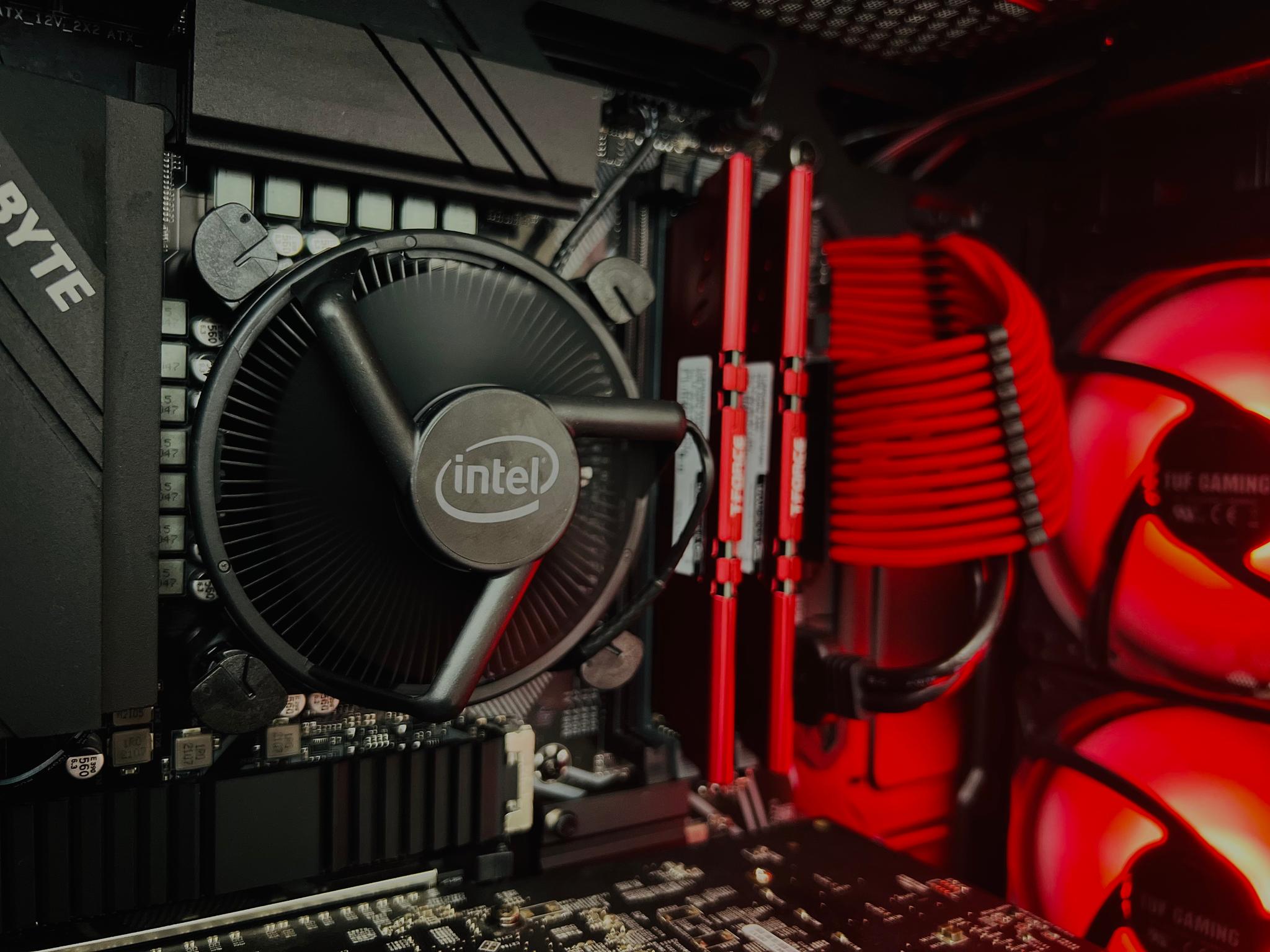 Core i3-10105f - RX 580 4GB - Custom Gaming PC - Desktop - 16gb ddr4 RAM - Budget Gaming PC - RGB.