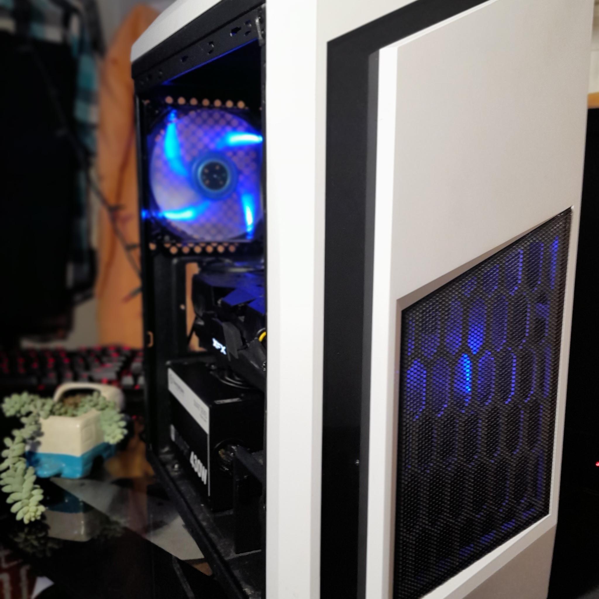 AAA gaming pc! i7-4790k with RX 5600XT and 222 gb SSD. BONUS 60HZ TV! Fortnite, MW3 2023 ready!