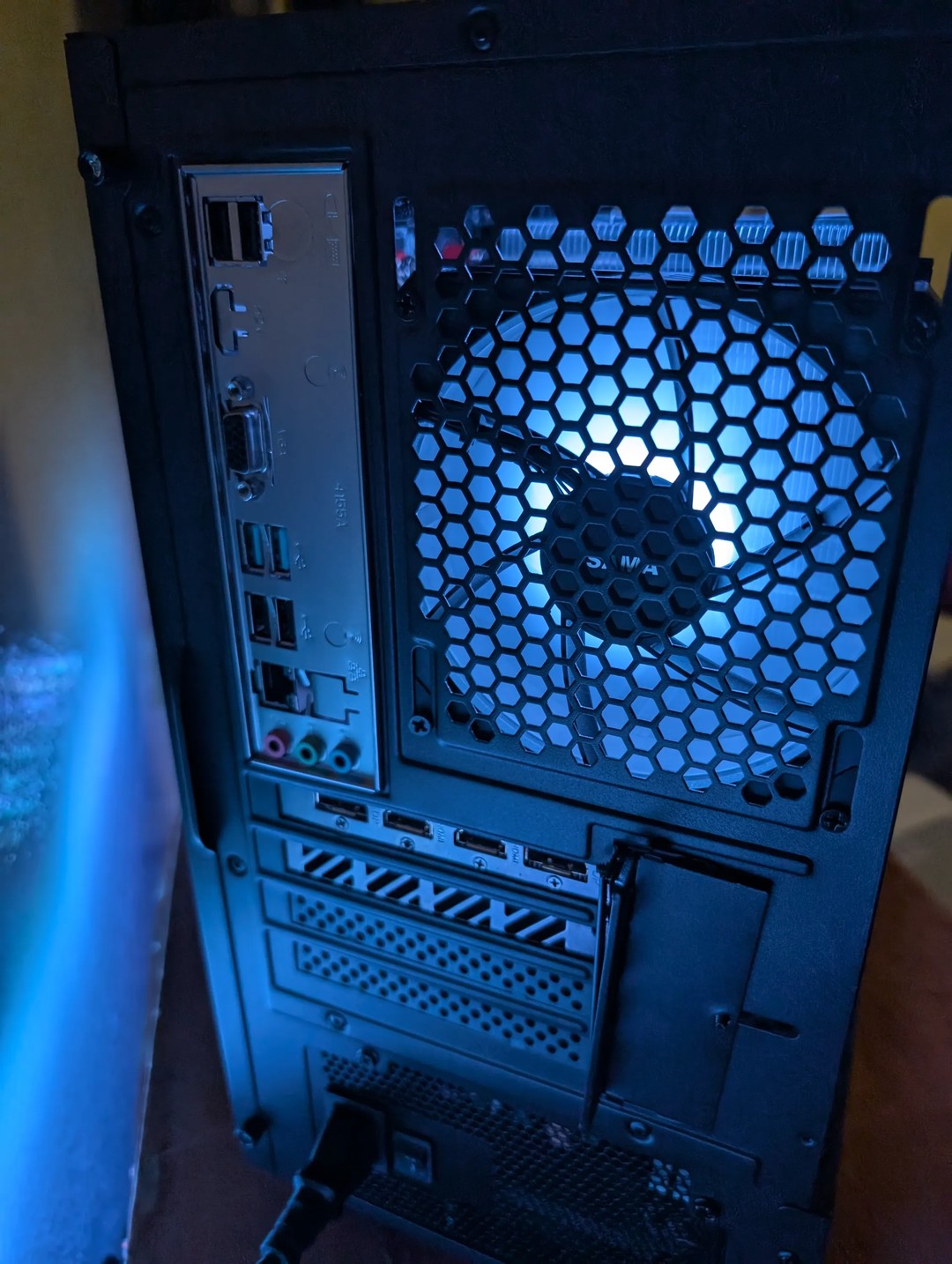🔥RTX 4060, Ryzen 5 5600, 16 GB RAM, 1 TB Storage | Jawa