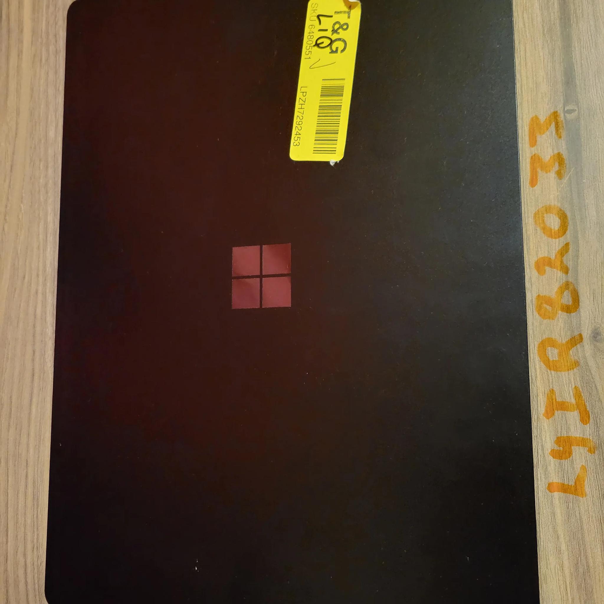 Microsoft Surface Laptop 4 - Ryzen 5 - 256gb - 16gb ram - 13.5" touch screen