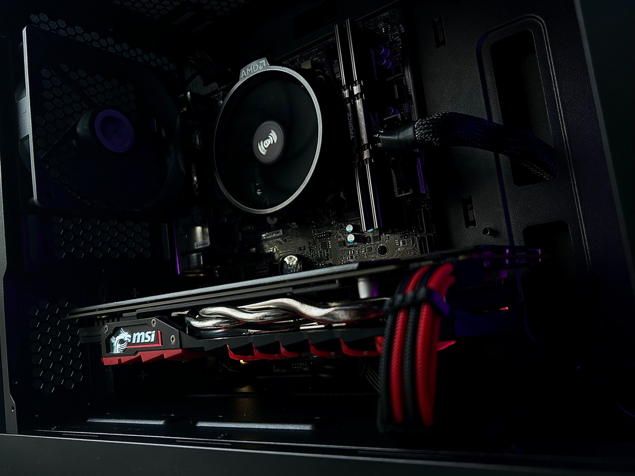 🔴 ⚫ 🔴 Compact Gaming PC | GTX 1060 // Ryzen 5 1600 AF