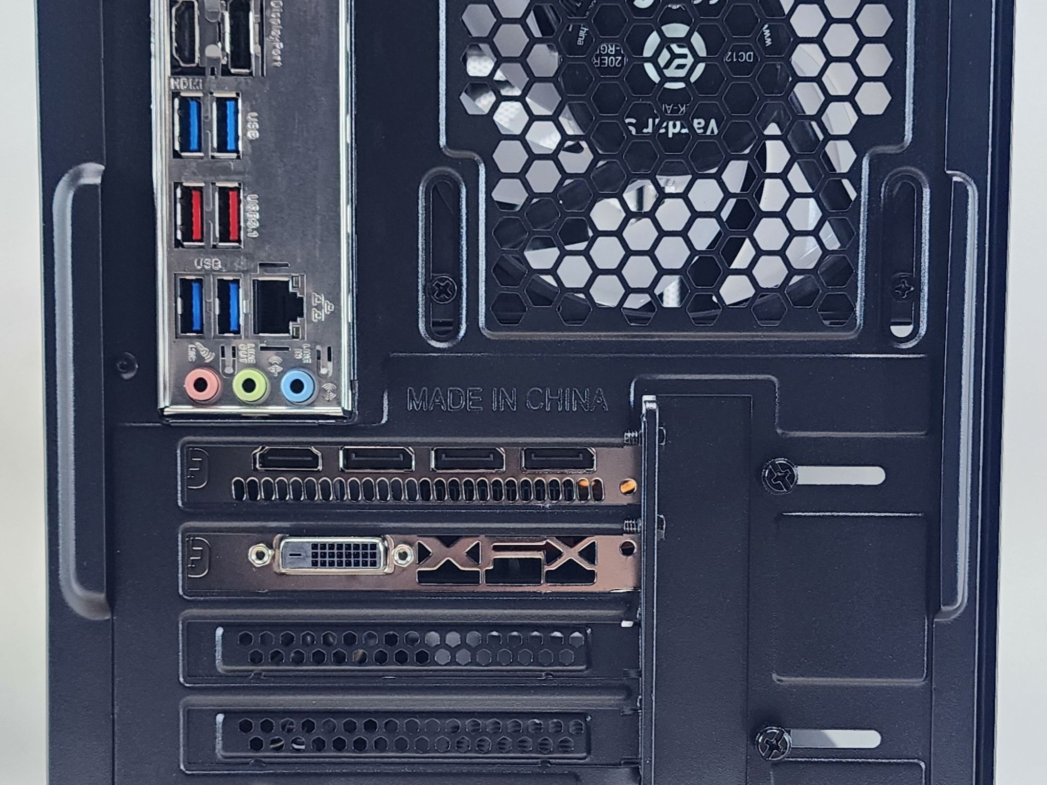 Gaming PC RYZEN 3 1200 16GB RAM 256GB SSD + 1TB HDD RX 570 8GB Win11 Computer
