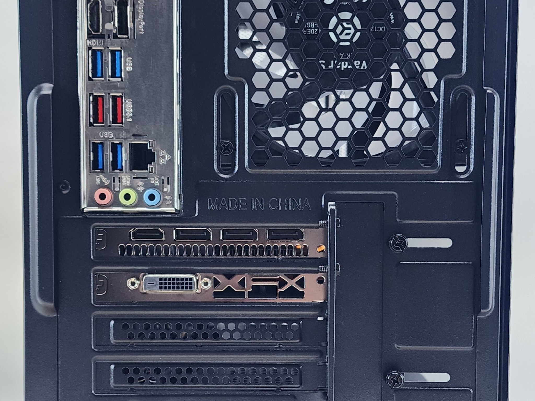 Gaming PC RYZEN 3 1200 16GB RAM 256GB SSD + 1TB HDD RX 570 8GB Win11 Computer