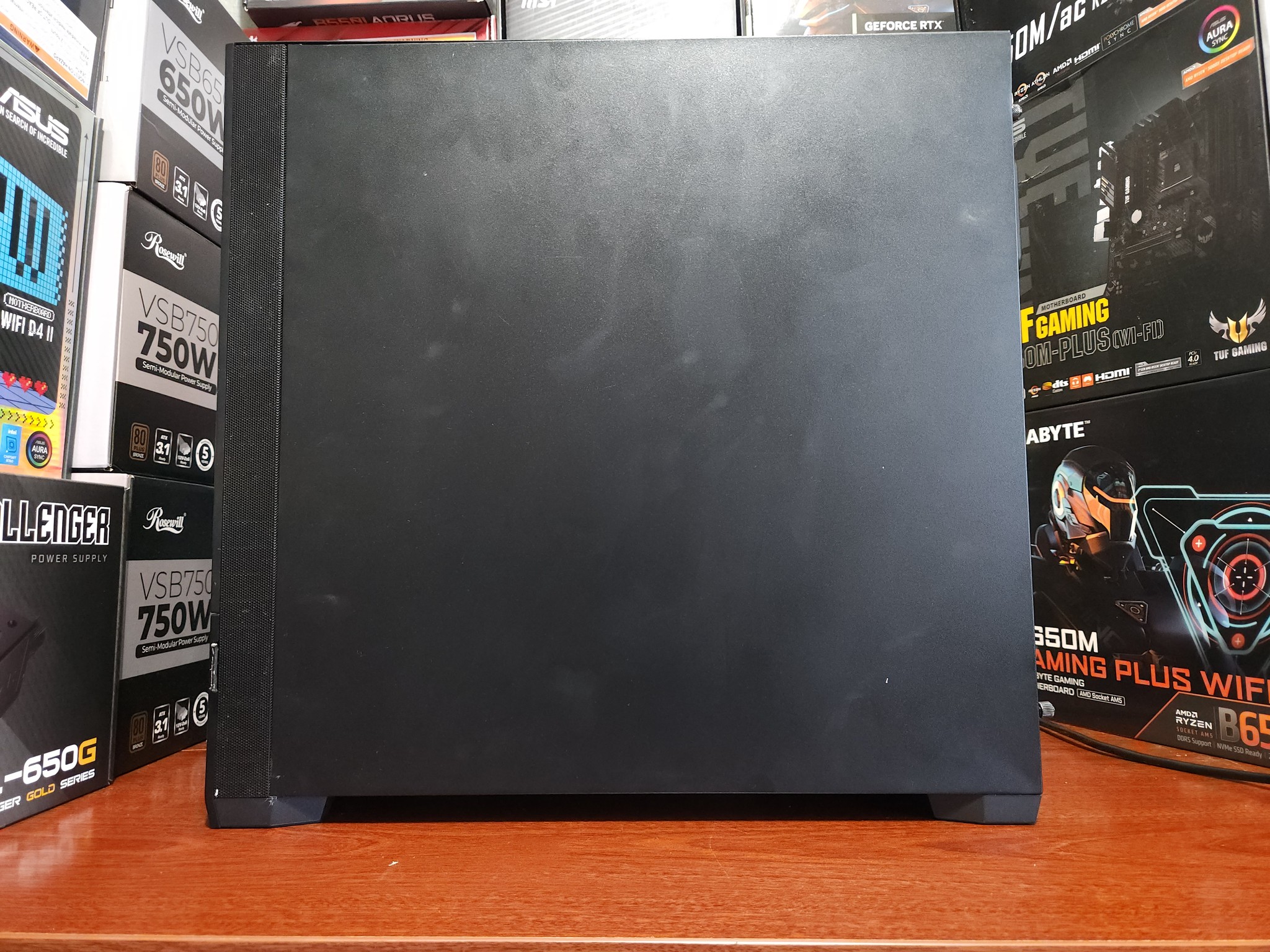 RTX 2070 SUPER | Ryzen 5 5500 | 16GB DDR4 RAM | 512 GB NVME SSD | 650W BRONZE | WIFI & BT