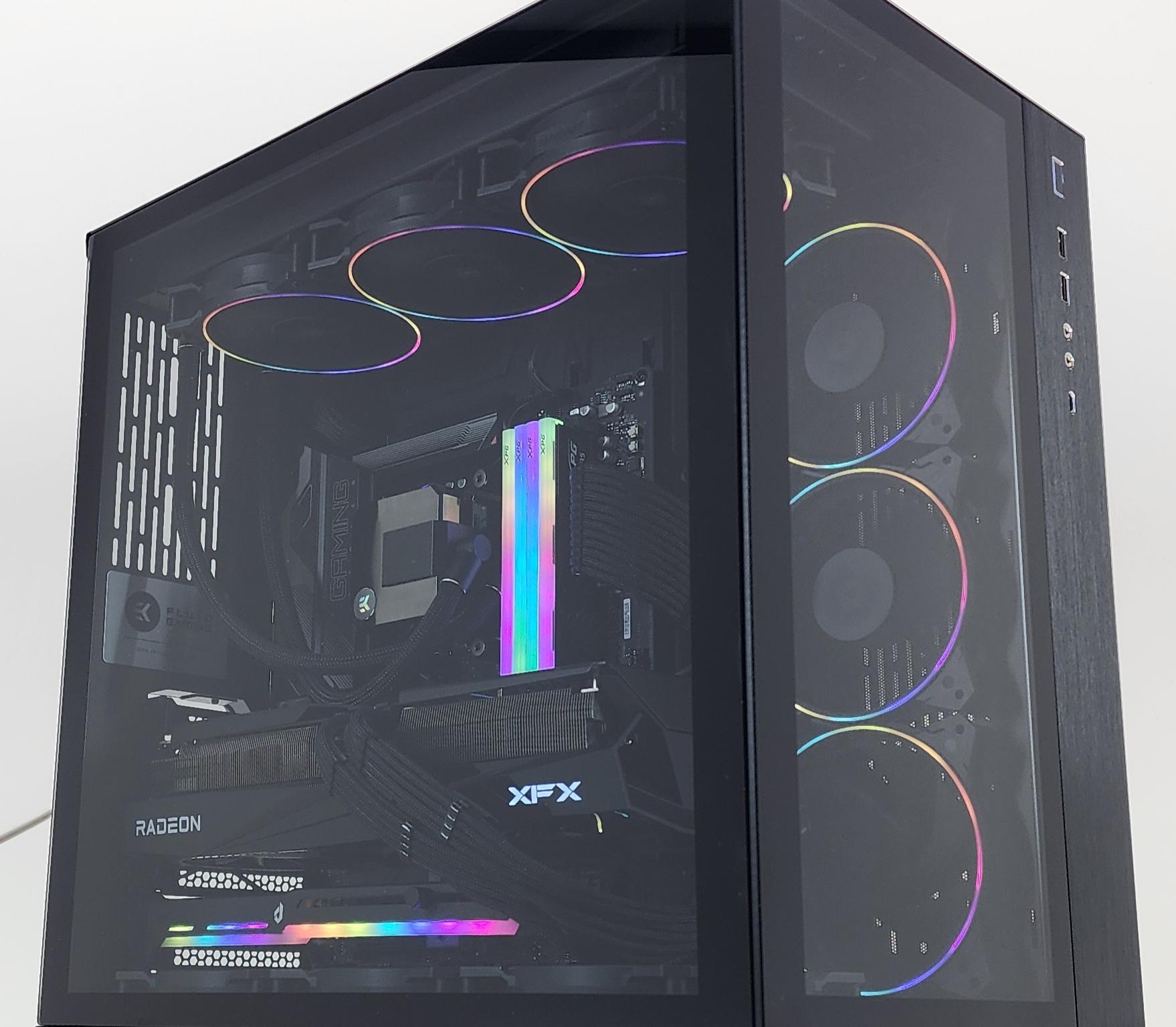 Gaming PC Ryzen 9 9900X 32GB RAM 4TB SSD RX 9070 XT 16GB Windows 11 Computer