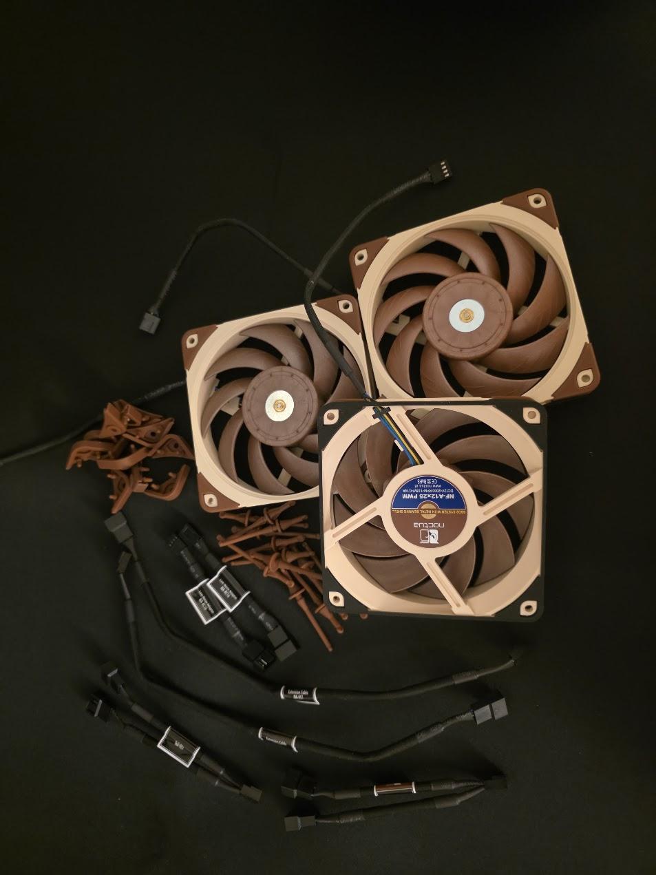 3X Noctua NF-A12x25 PWM, Premium Quiet Fan, 4-Pin (120mm, Brown)