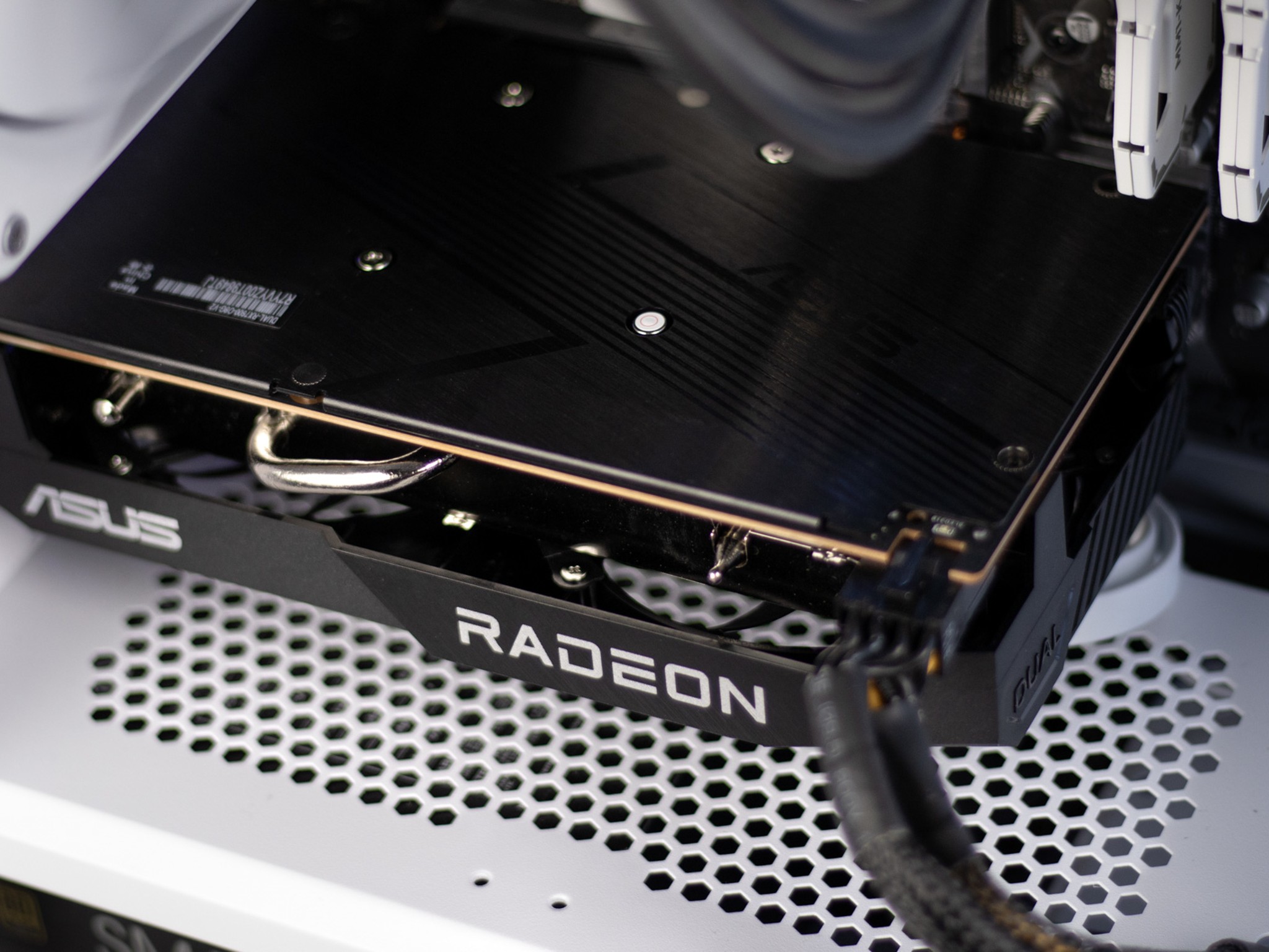 “Ecodeux” RX 7600 Ryzen 7 16GB Windows 11 1TB Gaming PC Powerhouse