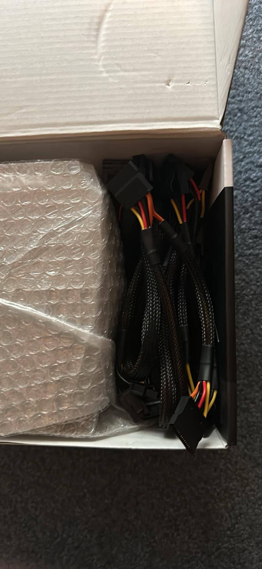 Thermaltake 430W smart 80+ ATX Power Supply