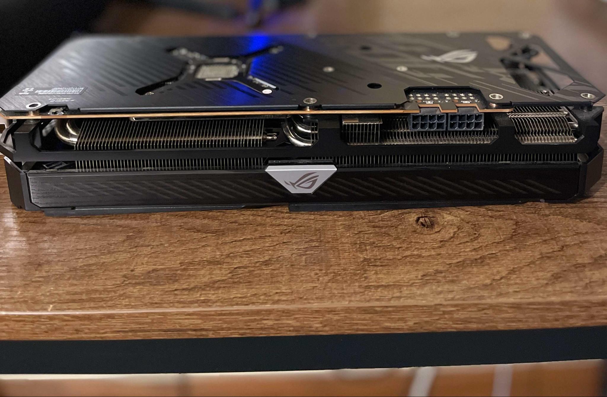ASUS ROG Strix Radeon RX 6750 XT 12GB GDDR6 - Excellent Condition
