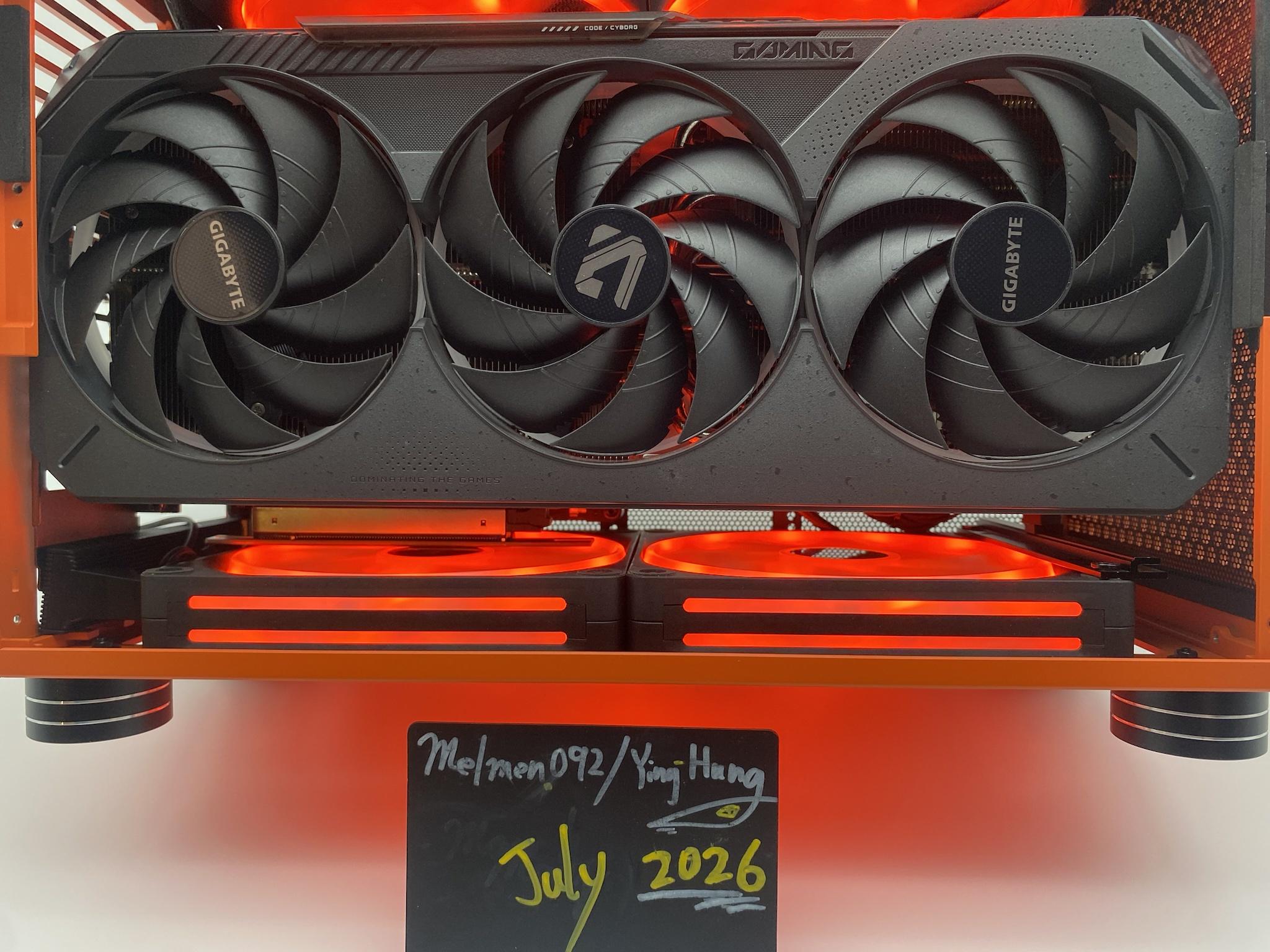 "EndGame Project Amber" | 9950X3D2 | 5090 Gigabyte | 64GB DDR5 | 6TB Nvme |